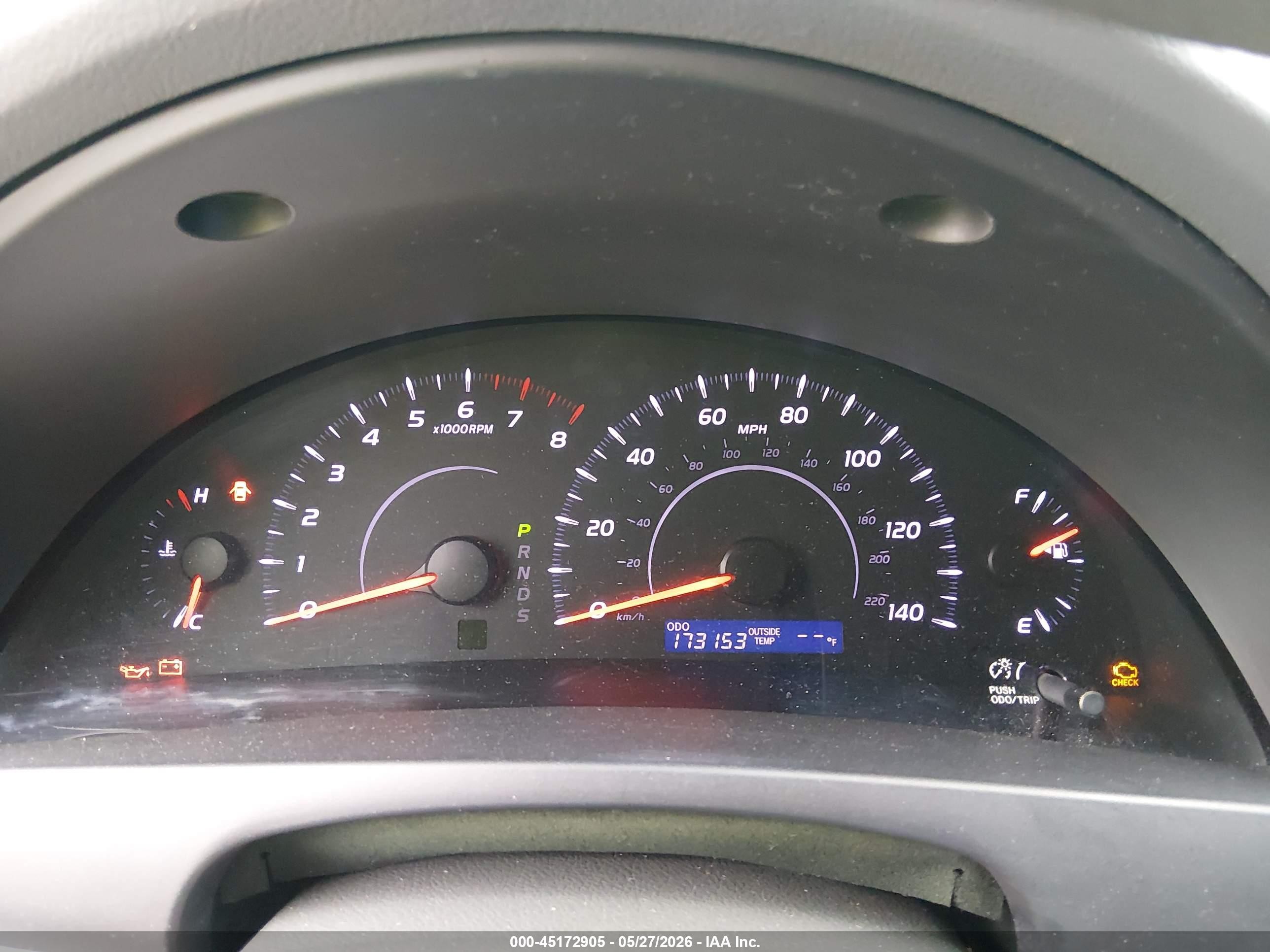 2011 Toyota Camry Le Red vin: 4T4BF3EK8BR162247