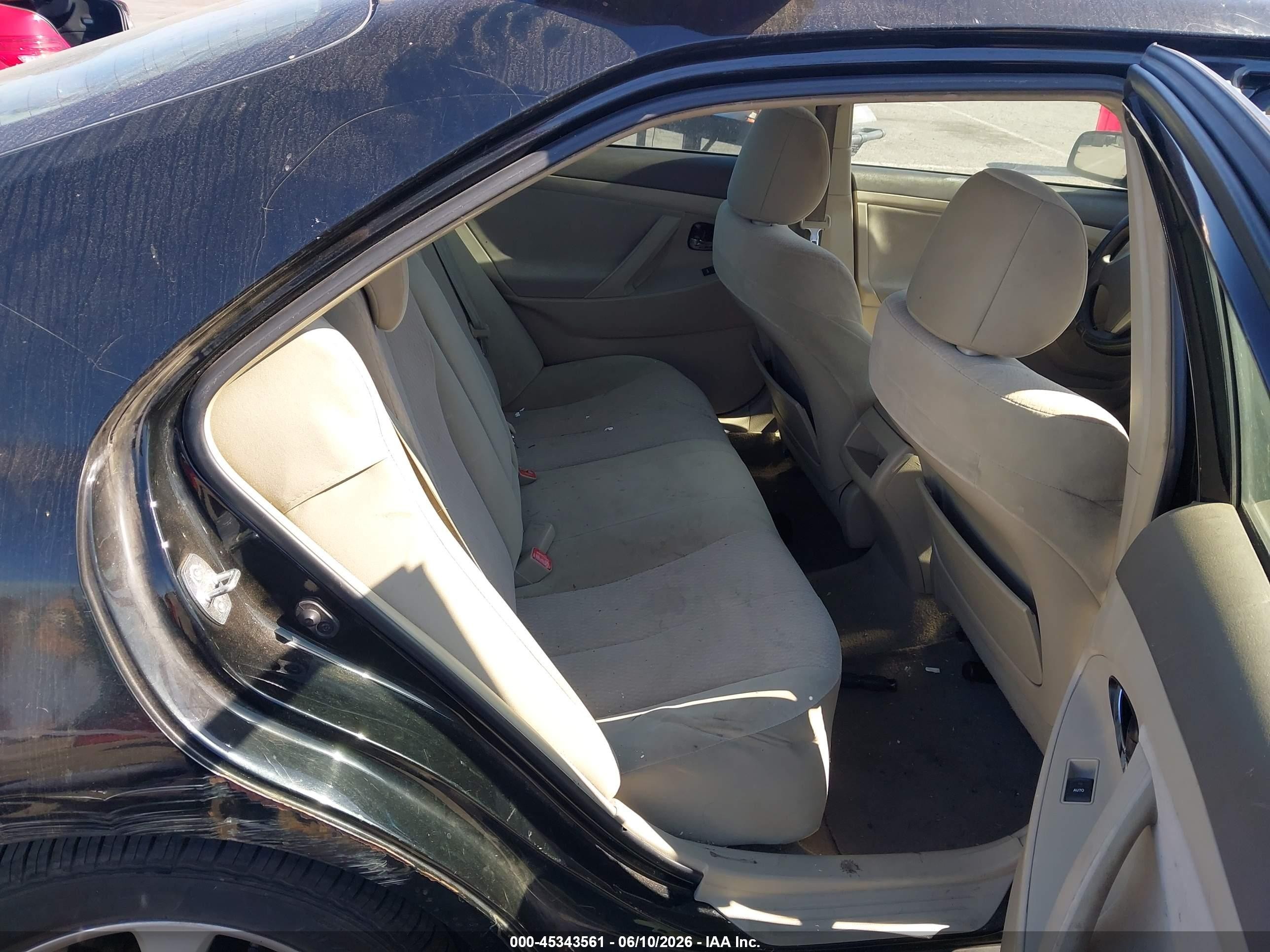 2011 Toyota Camry Le Черный vin: 4T4BF3EK8BR165391