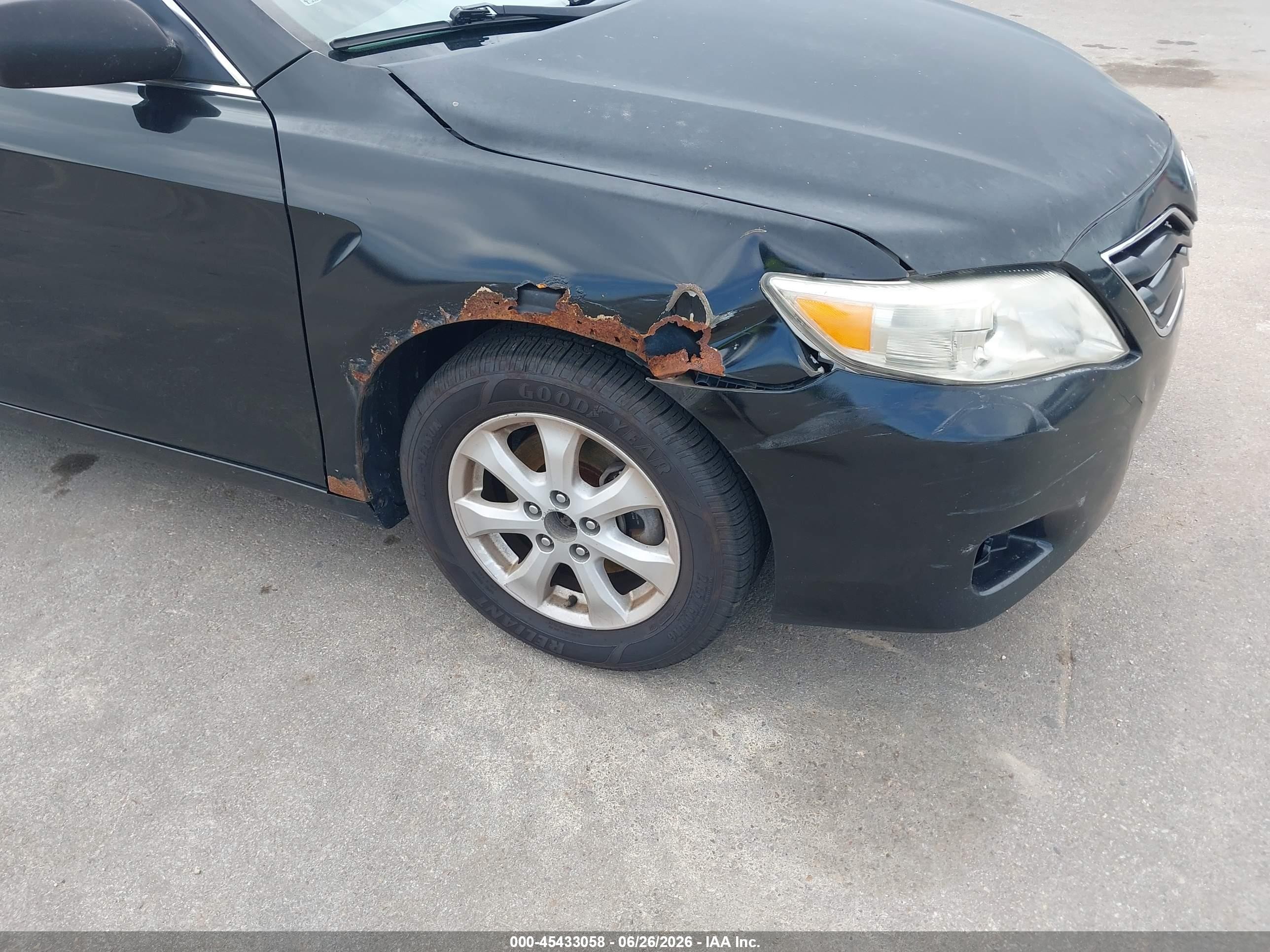 2011 Toyota Camry Le Black vin: 4T4BF3EK8BR168937
