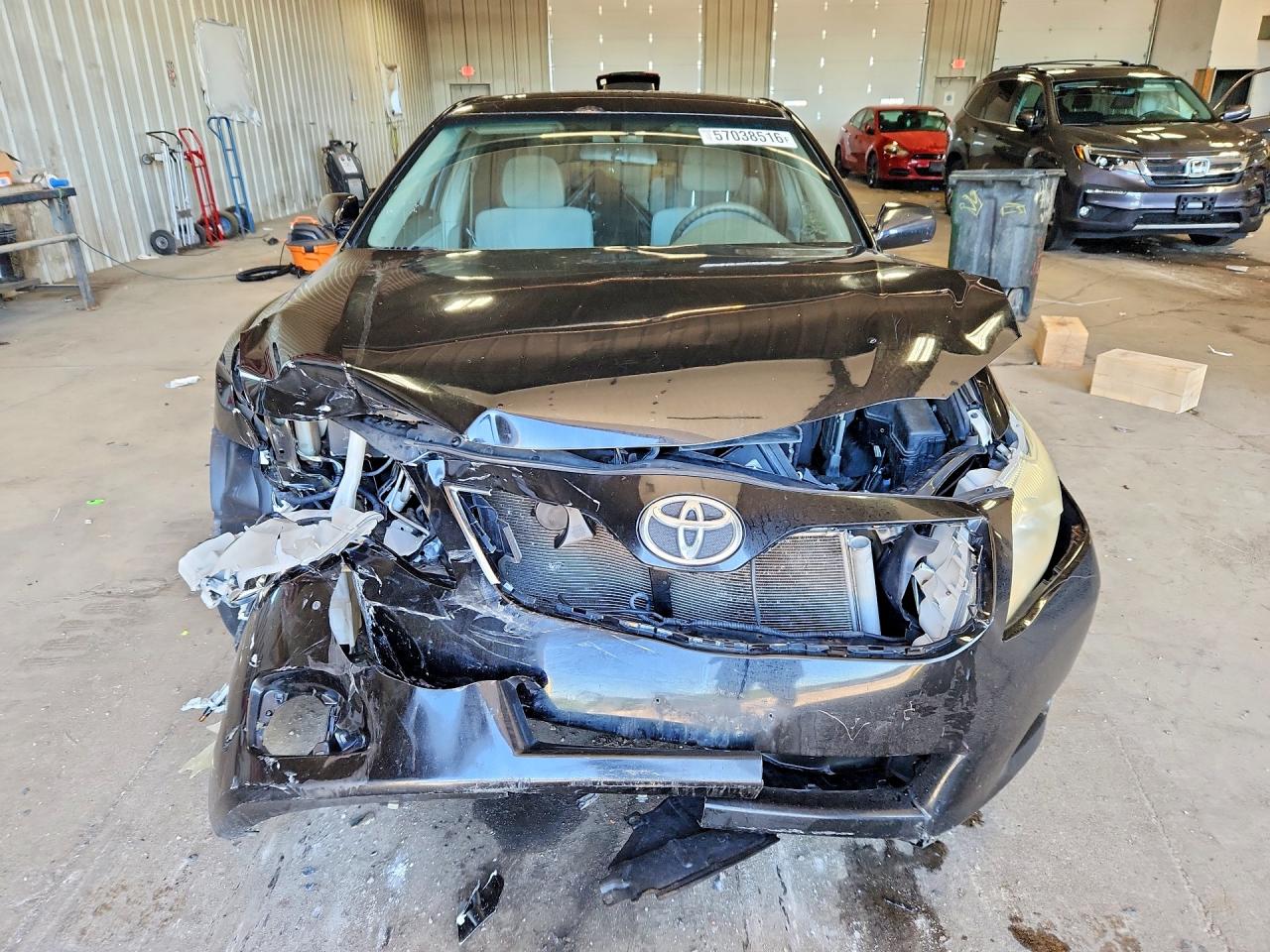 2011 Toyota Camry Le Черный vin: 4T4BF3EK8BR171207