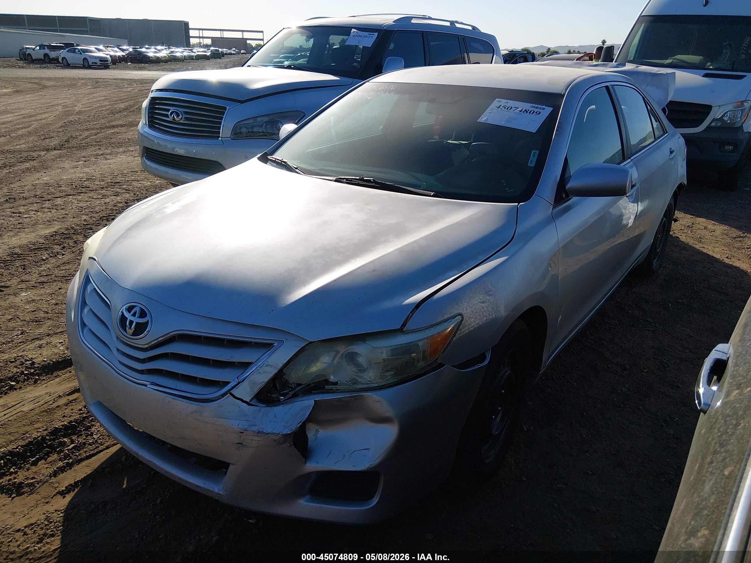 2011 Toyota Camry Le Серебряный vin: 4T4BF3EK8BR174978