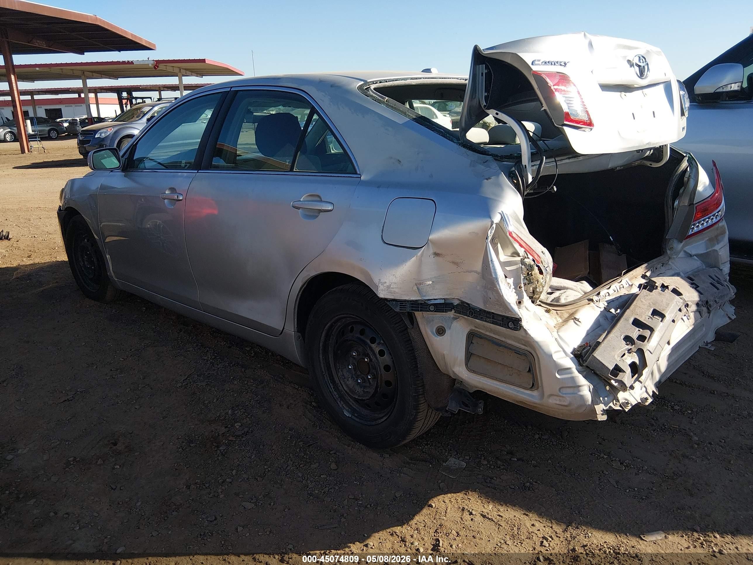 2011 Toyota Camry Le Серебряный vin: 4T4BF3EK8BR174978