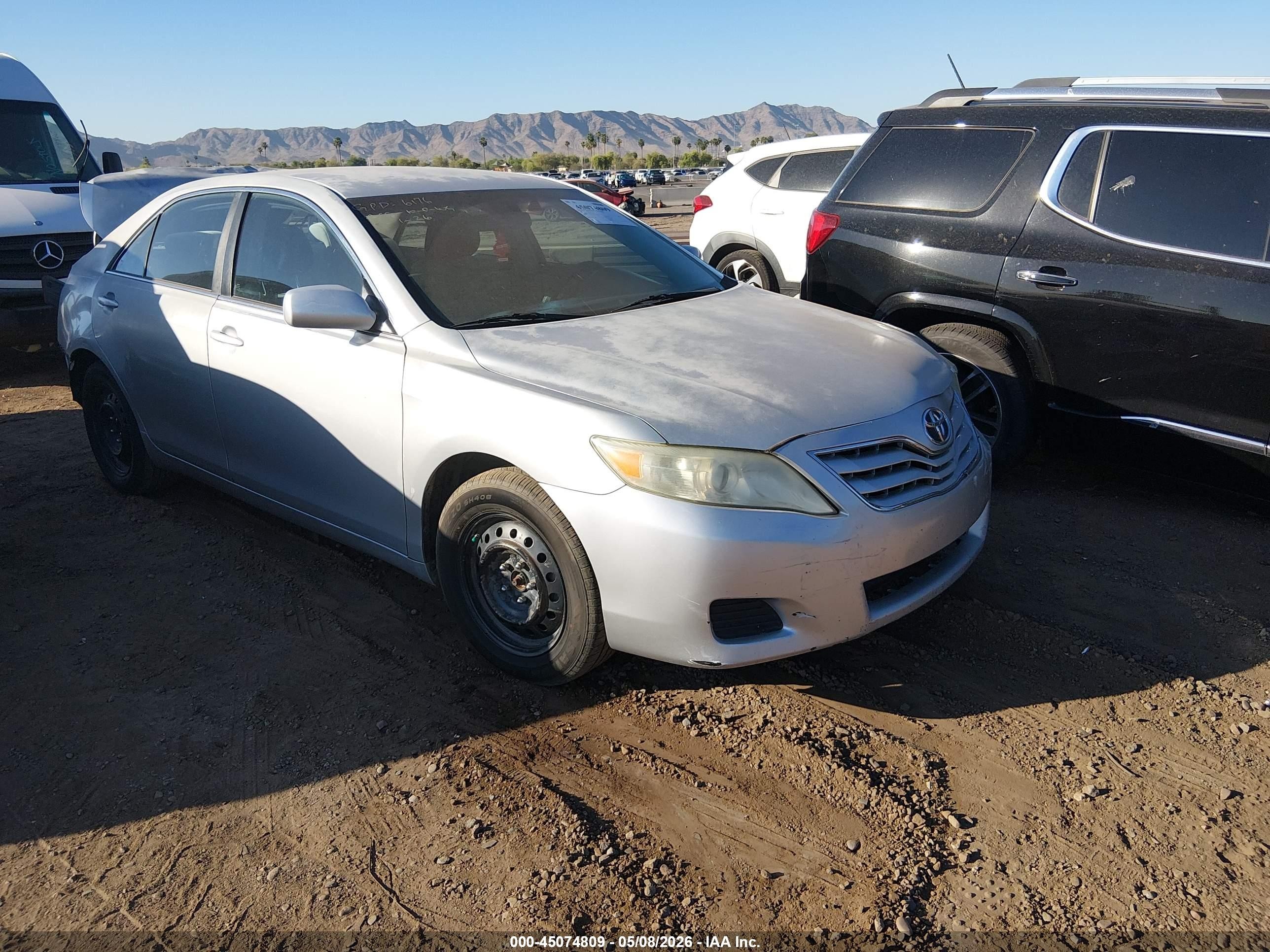 2011 Toyota Camry Le Silver vin: 4T4BF3EK8BR174978