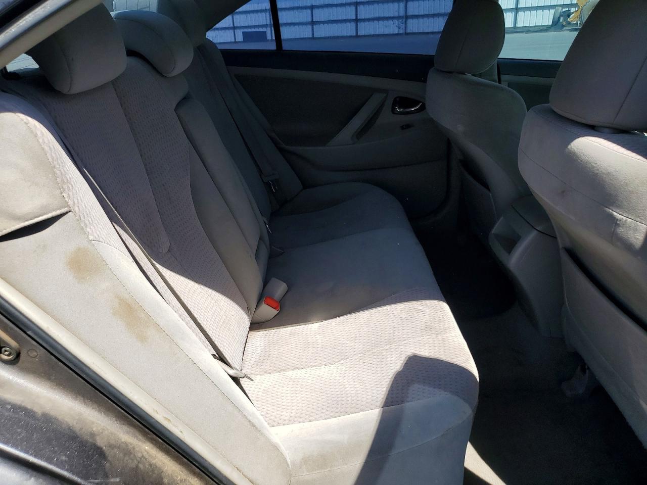 2011 Toyota Camry Le Charcoal vin: 4T4BF3EK8BR176844