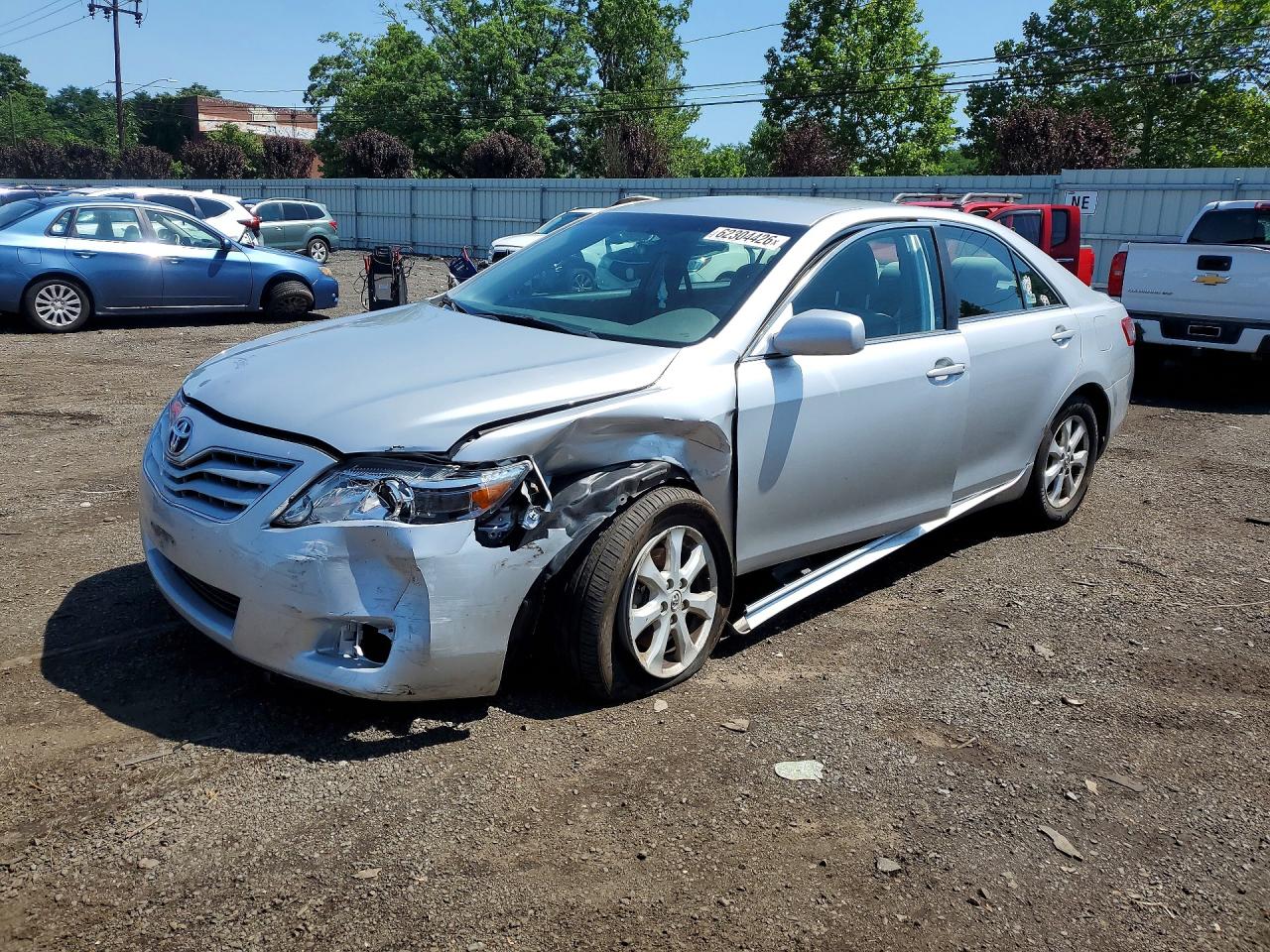 2011 Toyota Camry Le Silver vin: 4T4BF3EK8BR193370