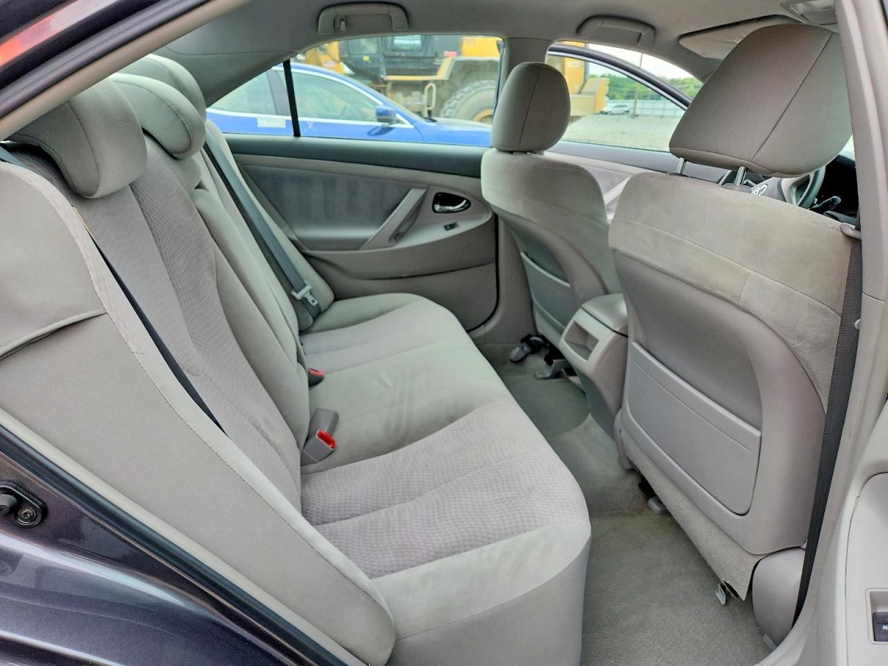 2011 Toyota Camry Le Gray vin: 4T4BF3EK8BR200804