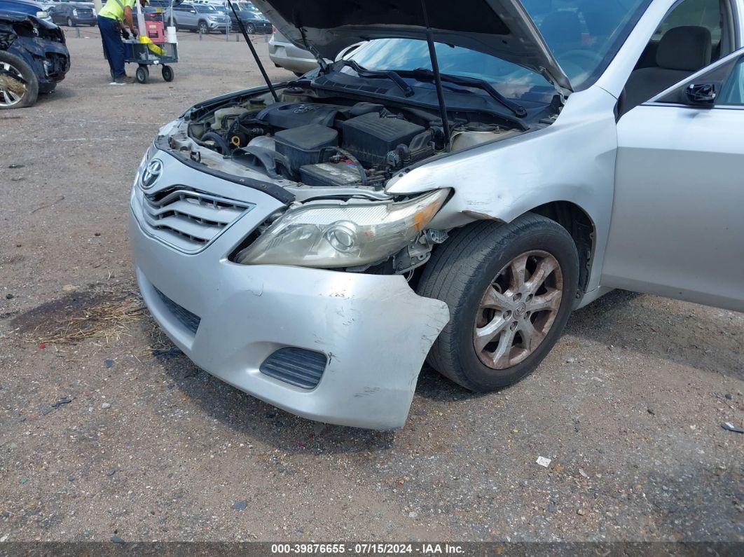 2011 Toyota Camry Le Silver vin: 4T4BF3EK8BR202035