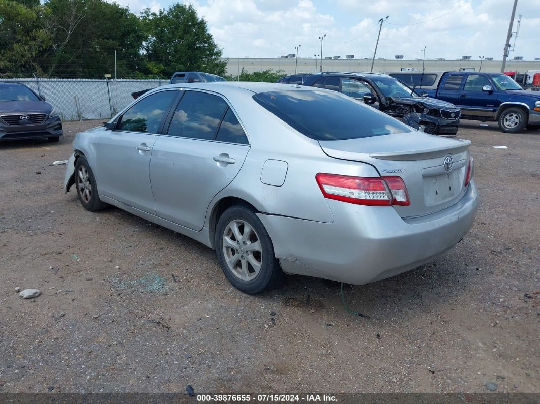 2011 Toyota Camry Le Silver vin: 4T4BF3EK8BR202035