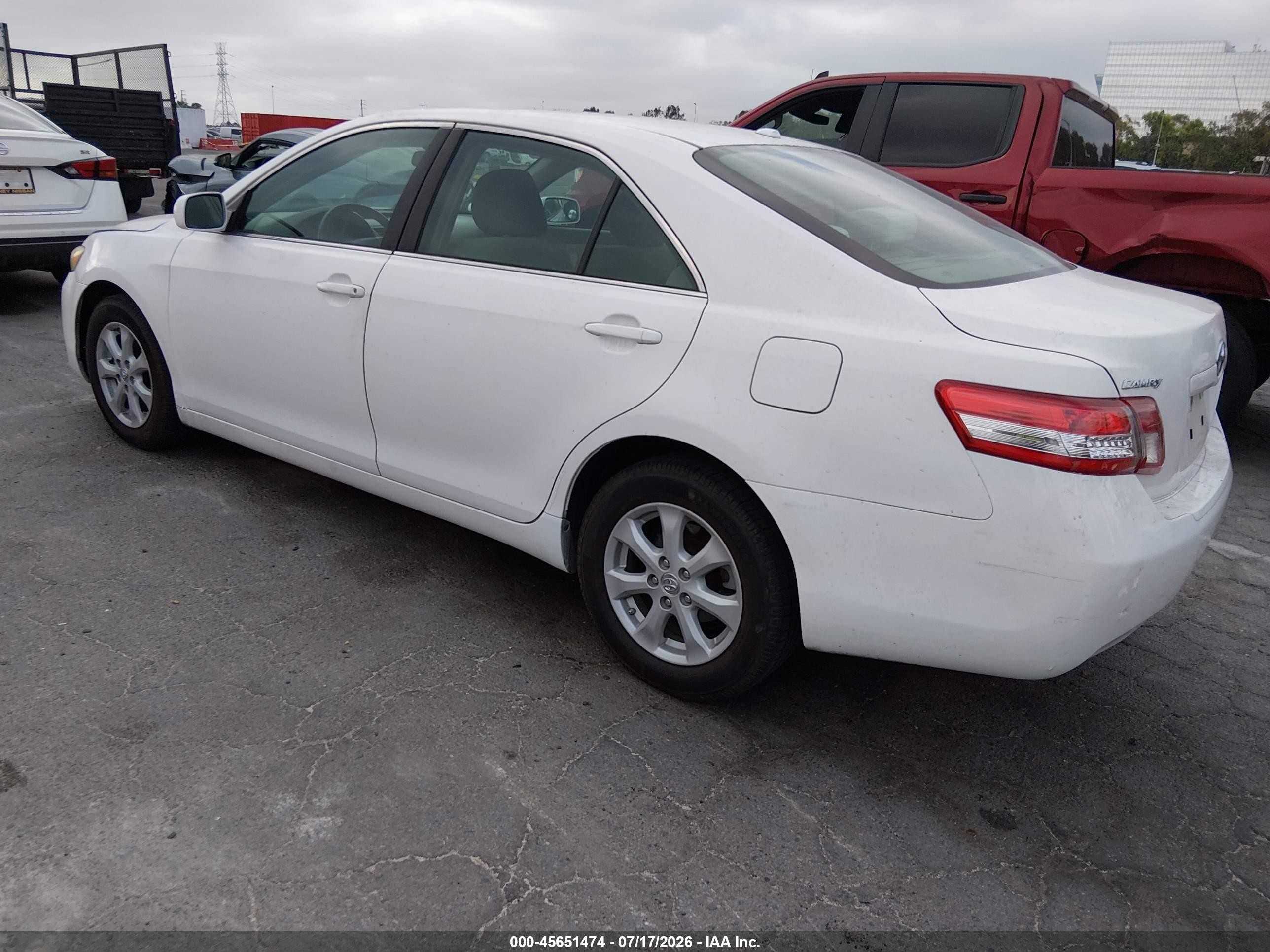 2011 Toyota Camry Le White vin: 4T4BF3EK8BR202858