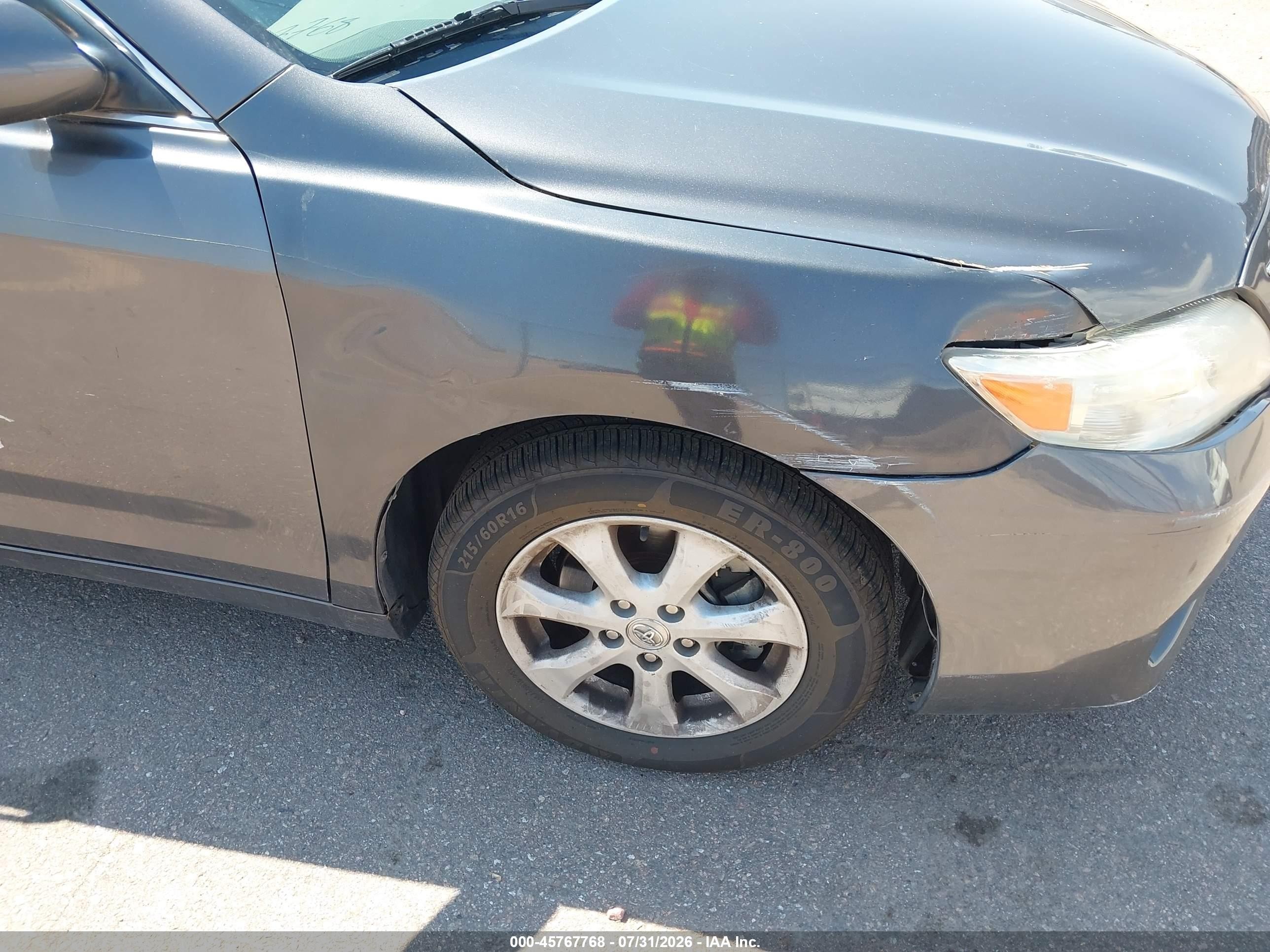 2011 Toyota Camry Le Gray vin: 4T4BF3EK8BR215173