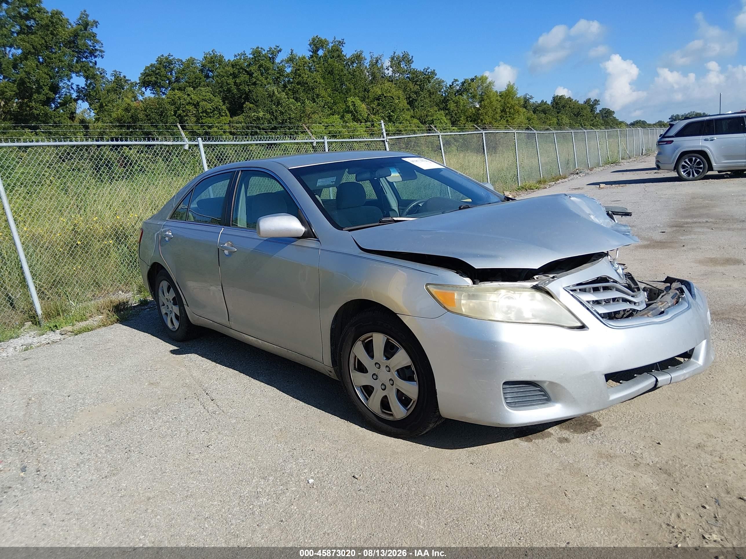 2010 Toyota Camry Se/le/xle Silver vin: 4T4BF3EK9AR013022