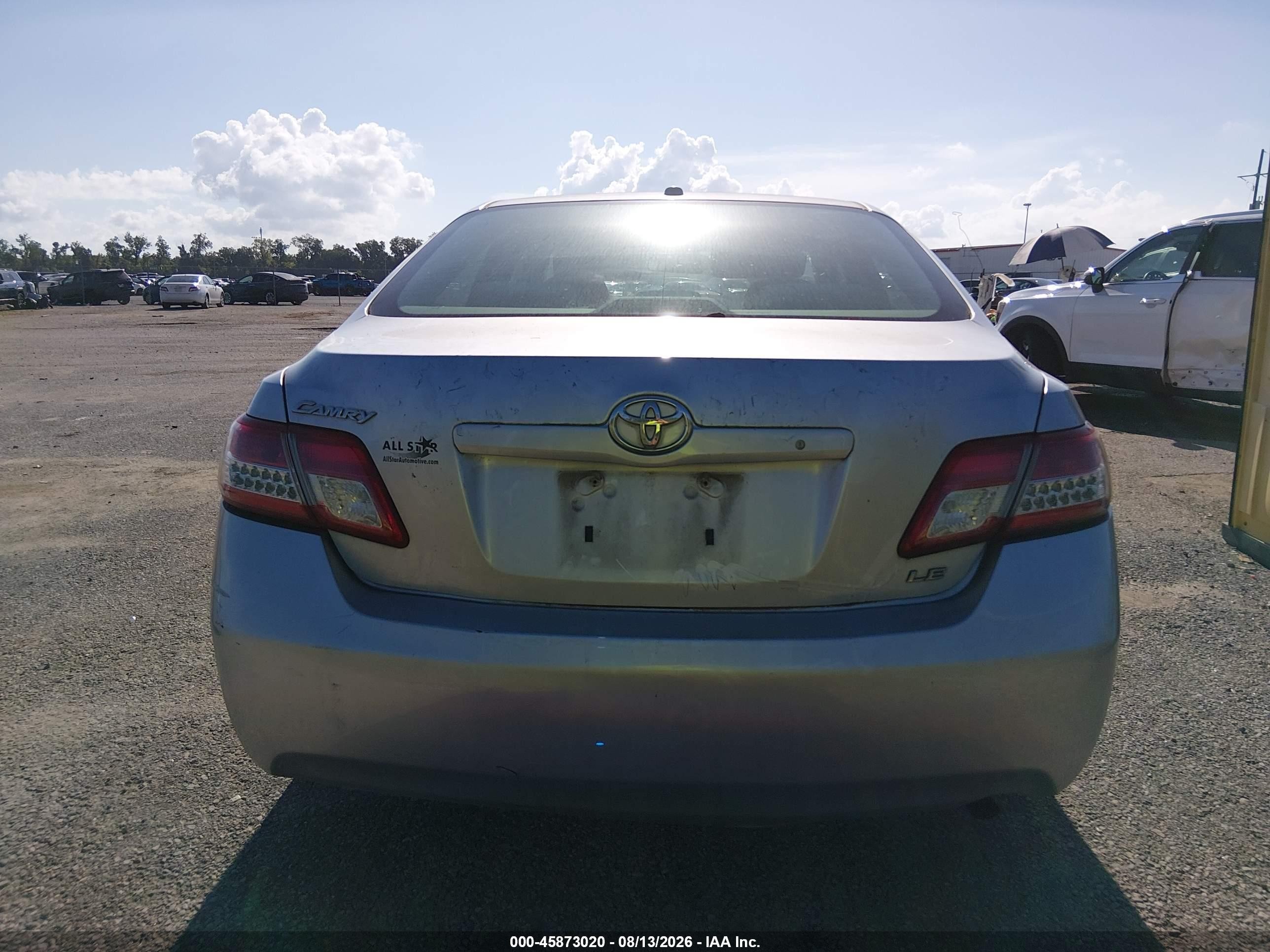 2010 Toyota Camry Se/le/xle Серебряный vin: 4T4BF3EK9AR013022