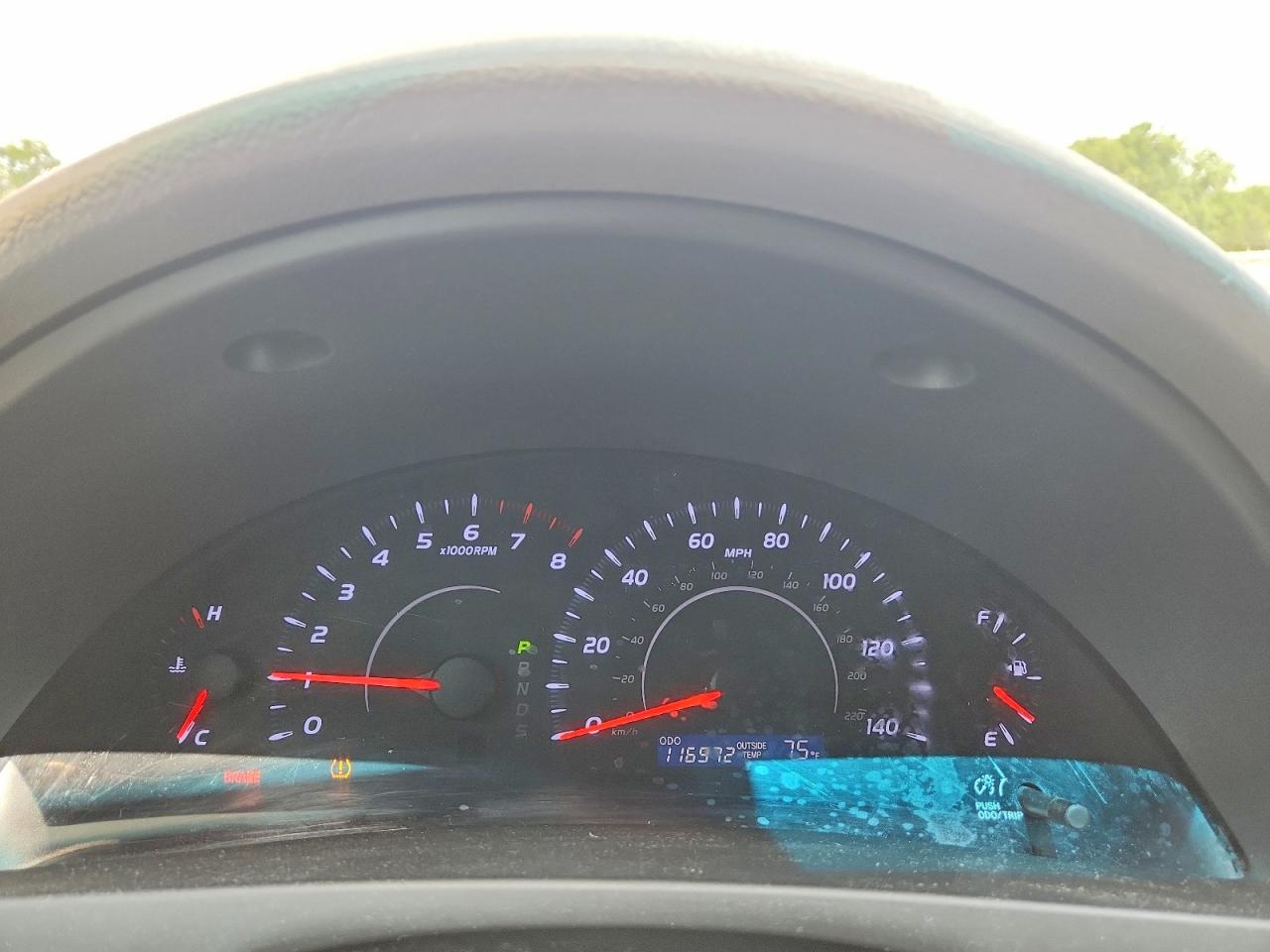 2010 Toyota Camry Base Золотой vin: 4T4BF3EK9AR015093