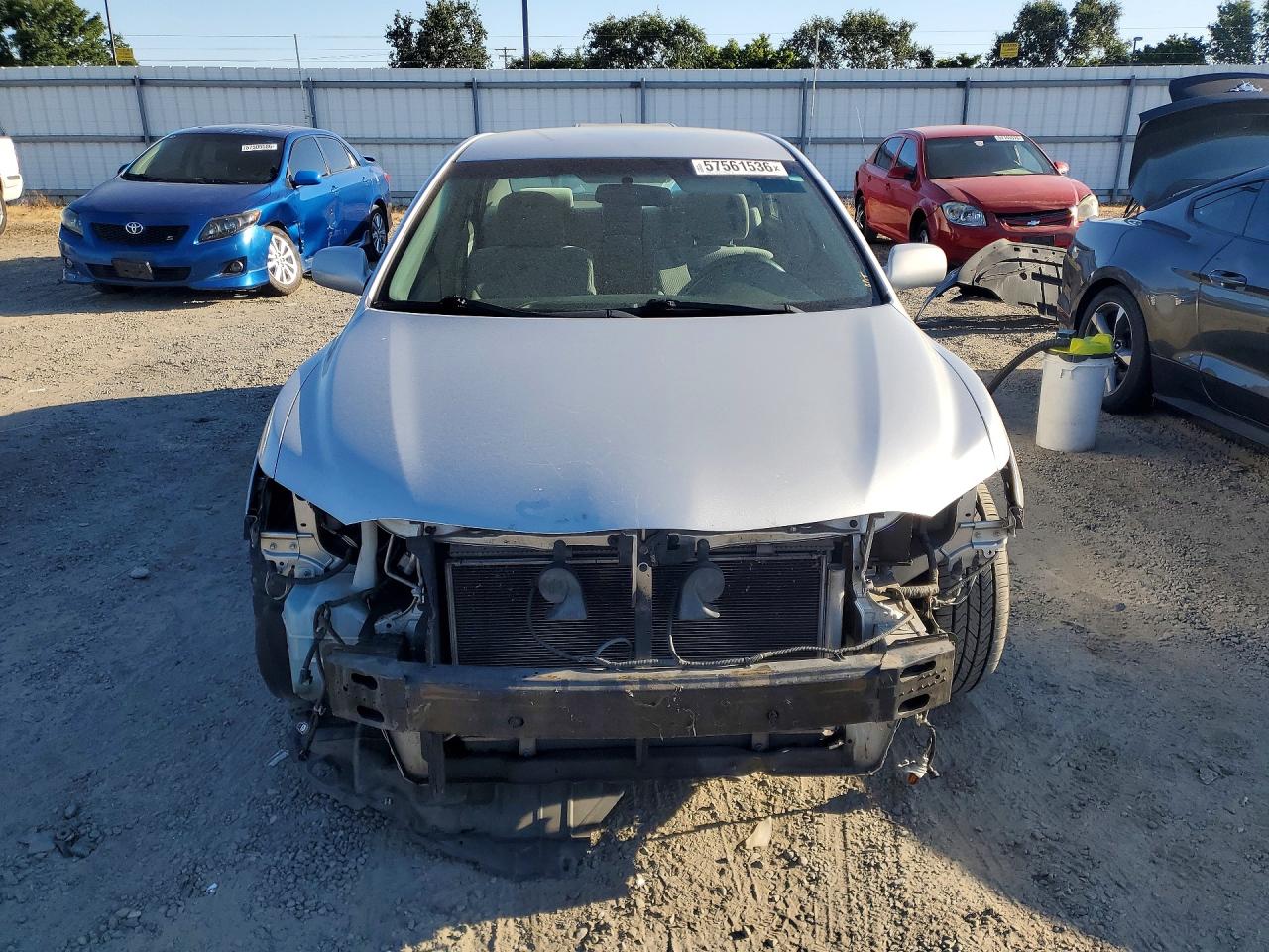 2010 Toyota Camry Le Silver vin: 4T4BF3EK9AR022402