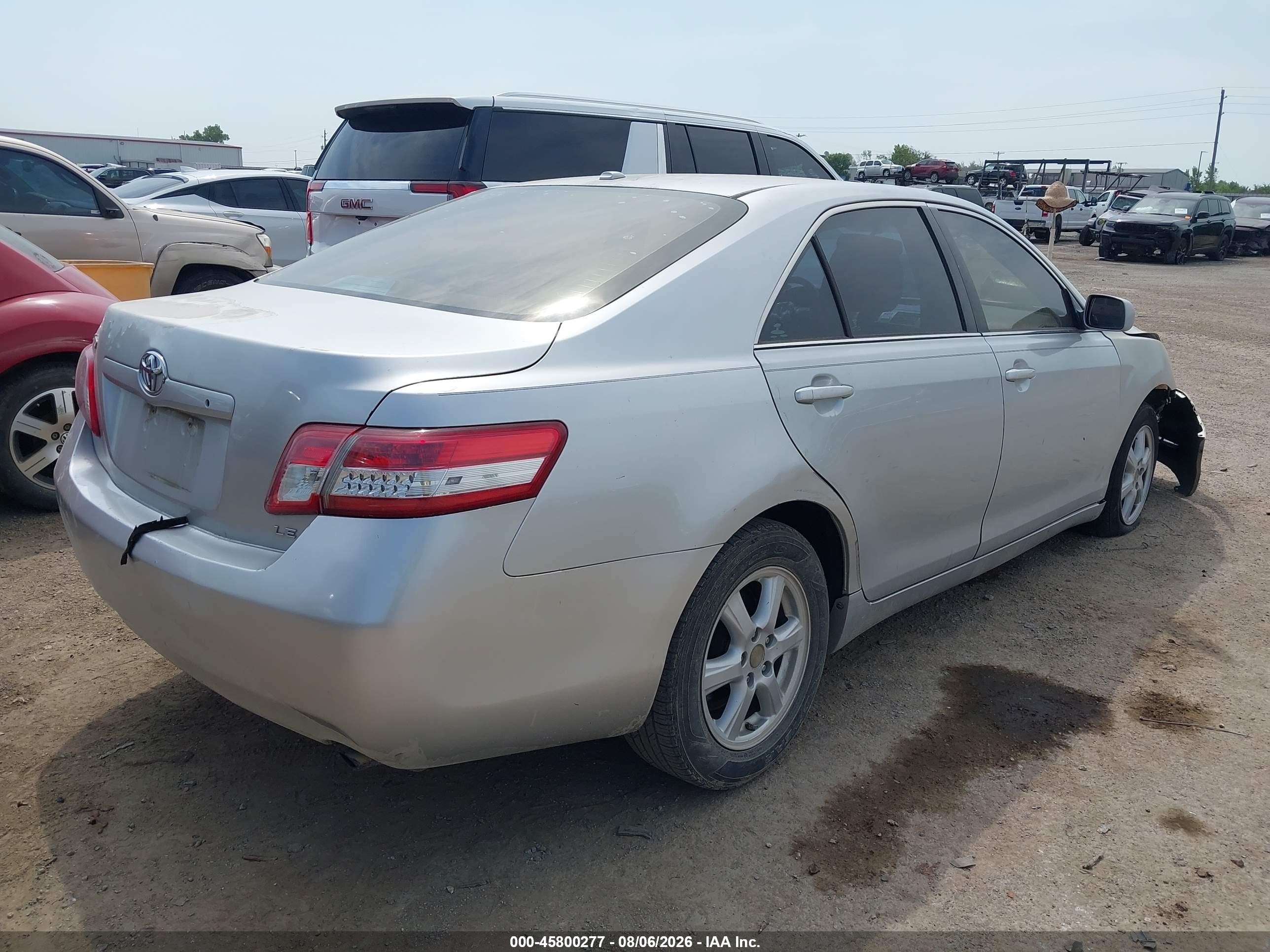 2010 Toyota Camry Le Серебряный vin: 4T4BF3EK9AR026014