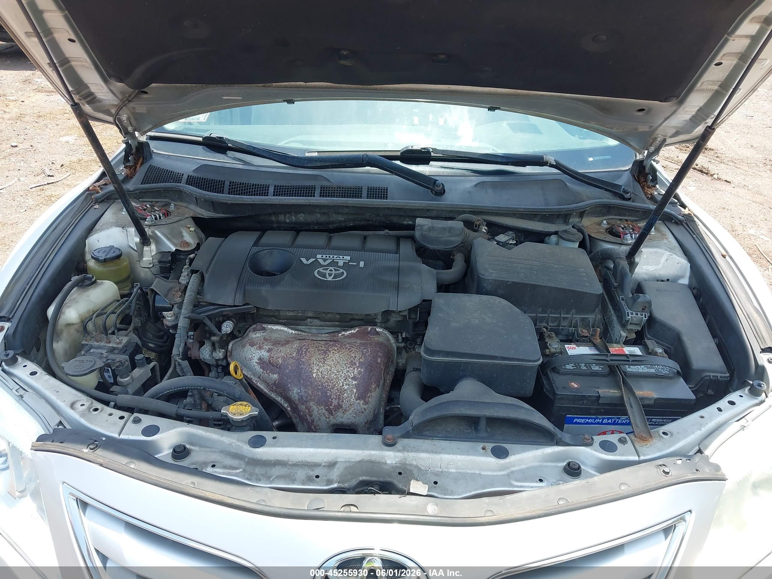 2010 Toyota Camry Le Silver vin: 4T4BF3EK9AR026417