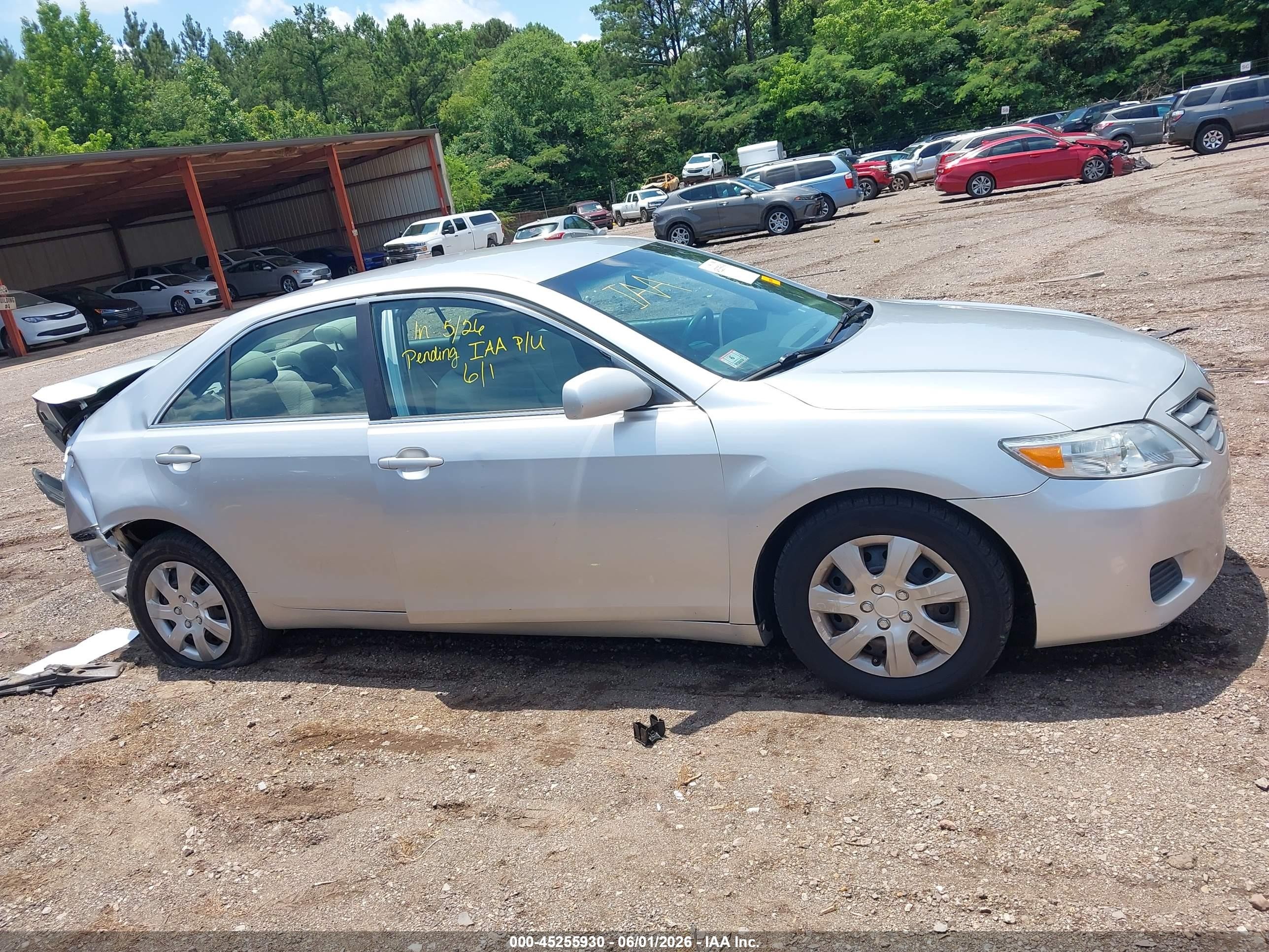 2010 Toyota Camry Le Silver vin: 4T4BF3EK9AR026417