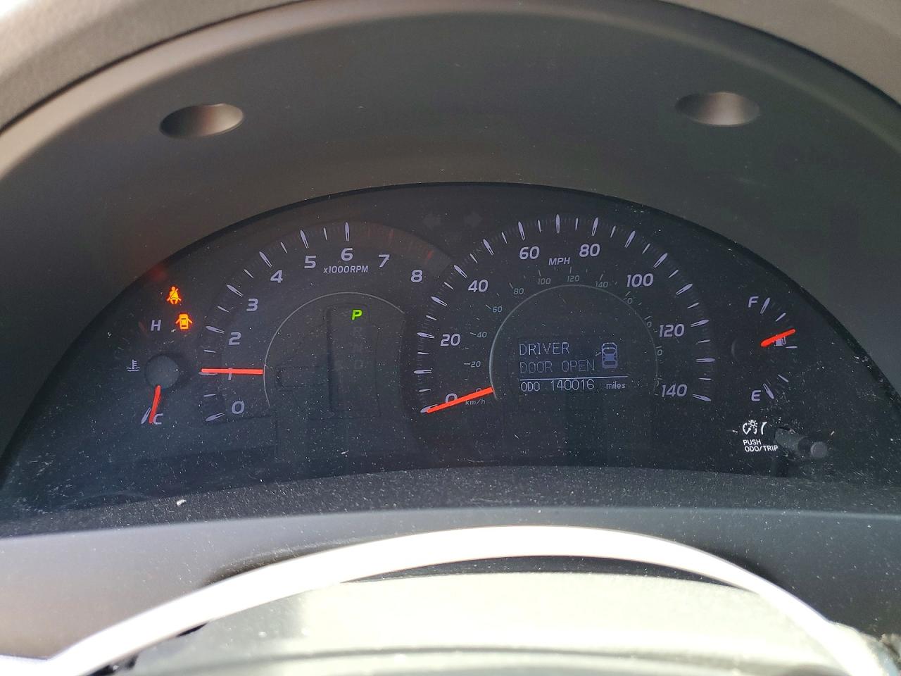 2010 Toyota Camry Xle Серебряный vin: 4T4BF3EK9AR030452