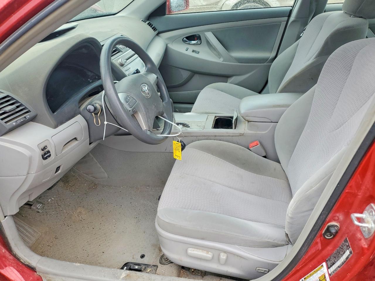 2010 Toyota Camry Le Red vin: 4T4BF3EK9AR036722