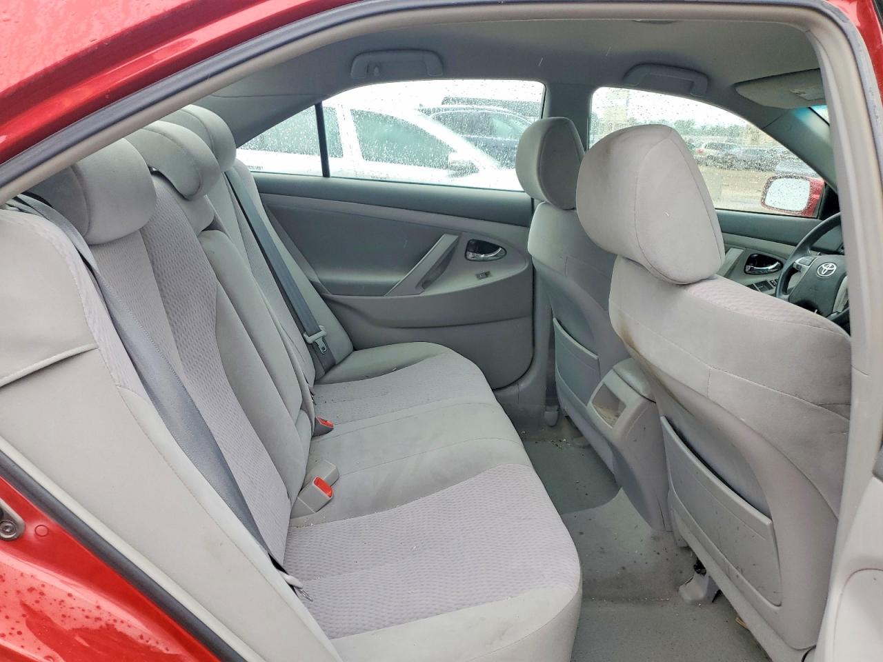 2010 Toyota Camry Le Red vin: 4T4BF3EK9AR036722