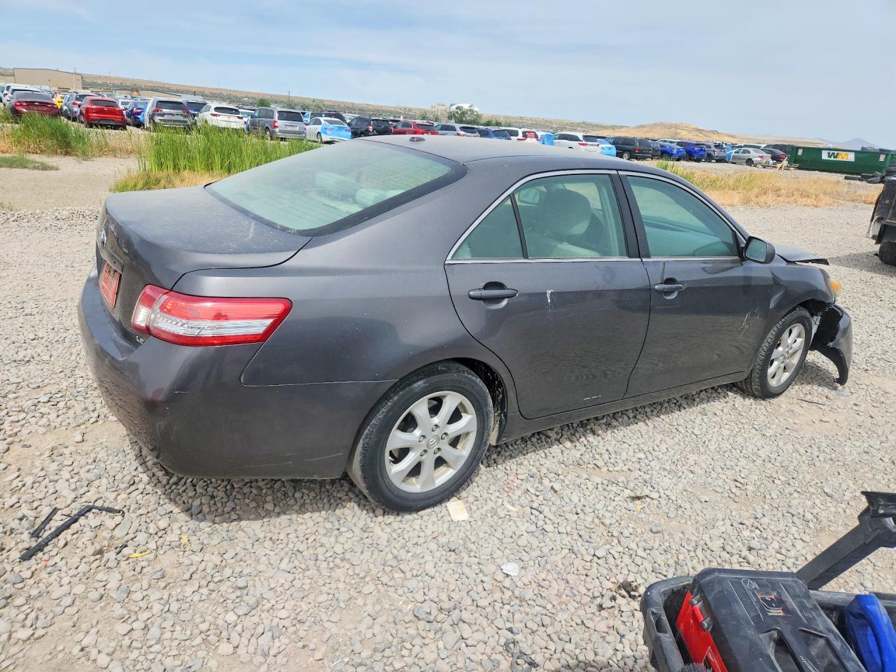 2010 Toyota Camry Le Charcoal vin: 4T4BF3EK9AR060115
