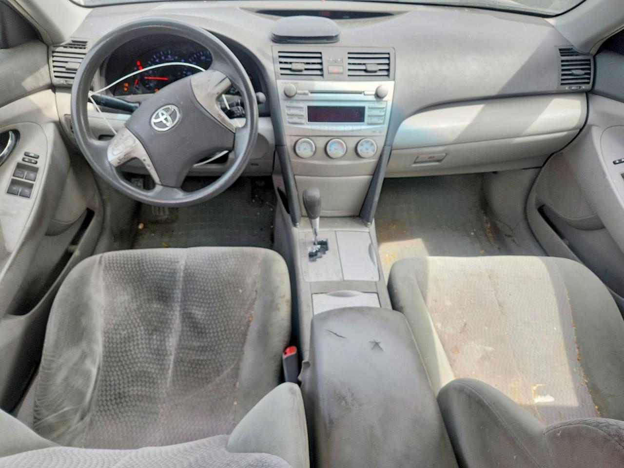 2010 Toyota Camry Le Charcoal vin: 4T4BF3EK9AR060115