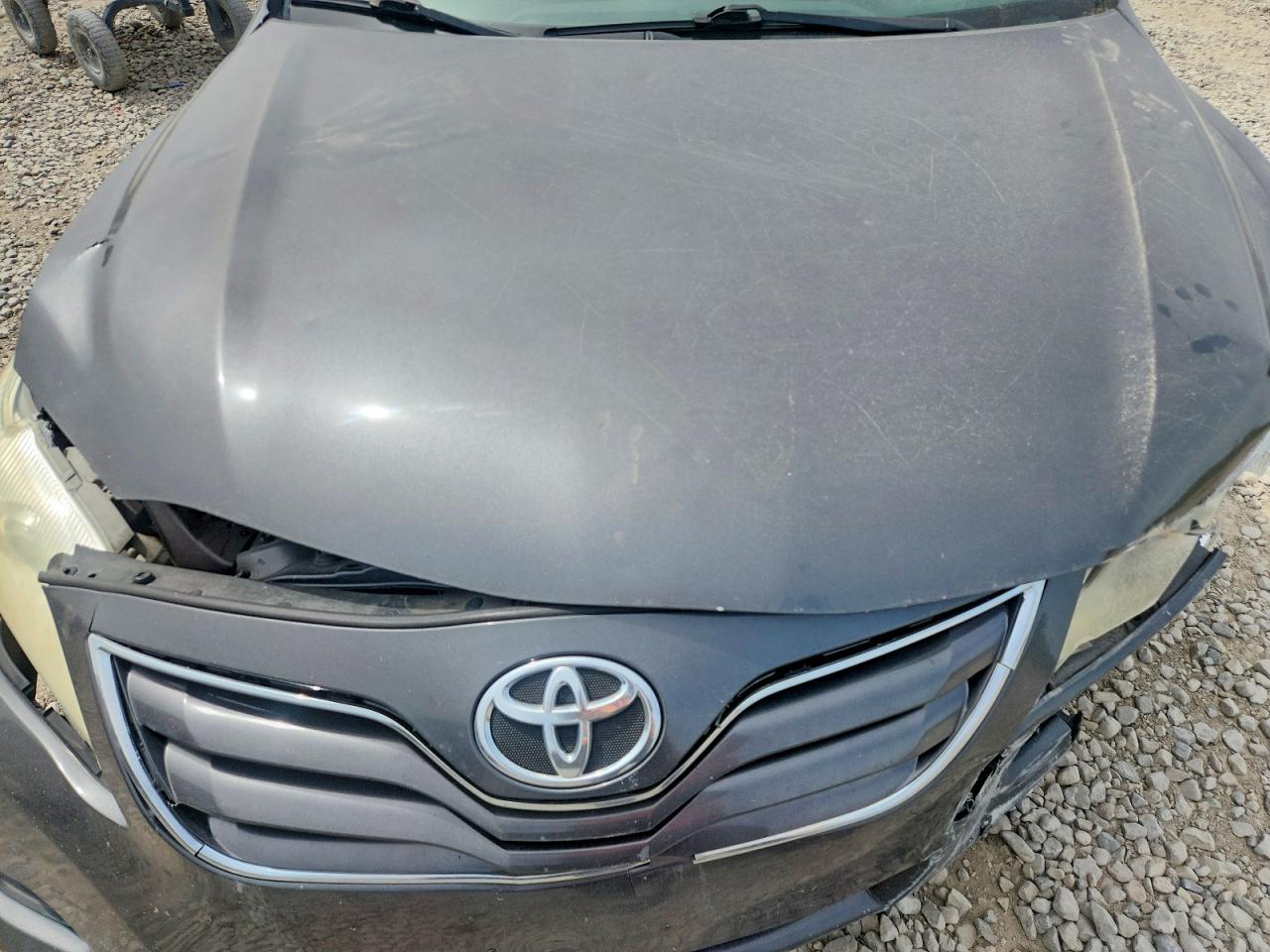2010 Toyota Camry Le Charcoal vin: 4T4BF3EK9AR060115