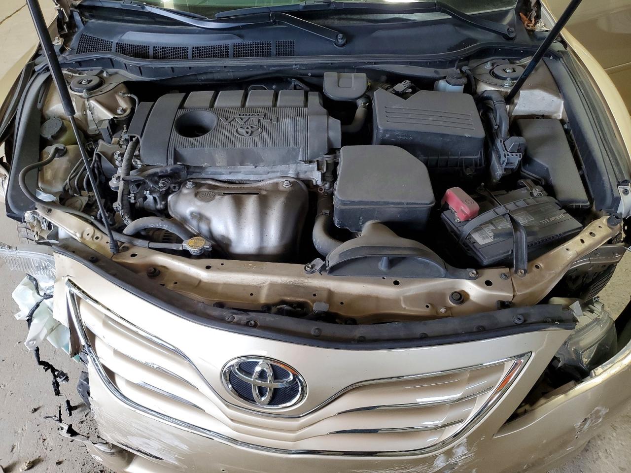 2010 Toyota Camry Xle Gold vin: 4T4BF3EK9AR077643
