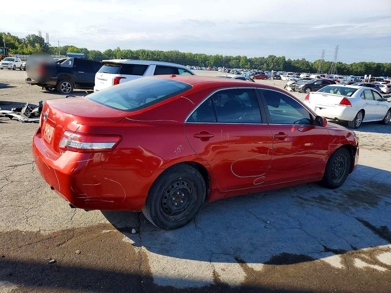 2011 Toyota Camry Le Red vin: 4T4BF3EK9BR092113