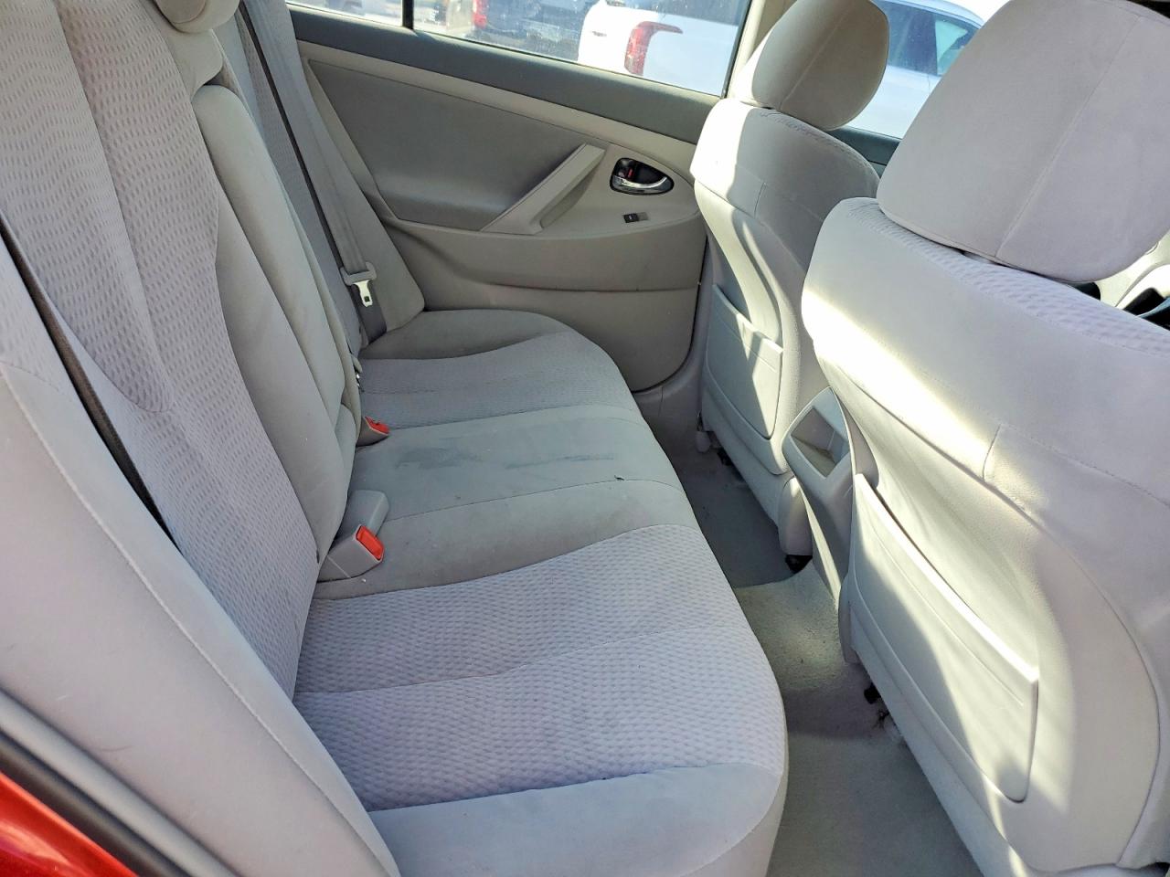 2011 Toyota Camry Le Red vin: 4T4BF3EK9BR092113