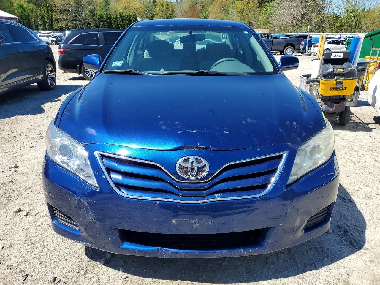 2011 Toyota Camry Base Blue vin: 4T4BF3EK9BR093035