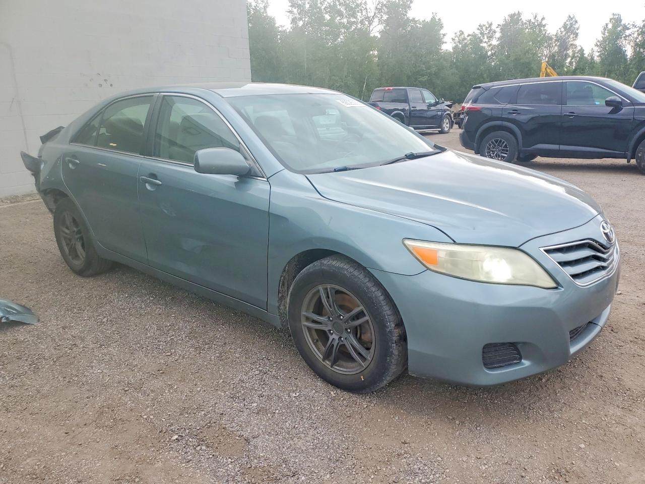2011 Toyota Camry Le Green vin: 4T4BF3EK9BR094279