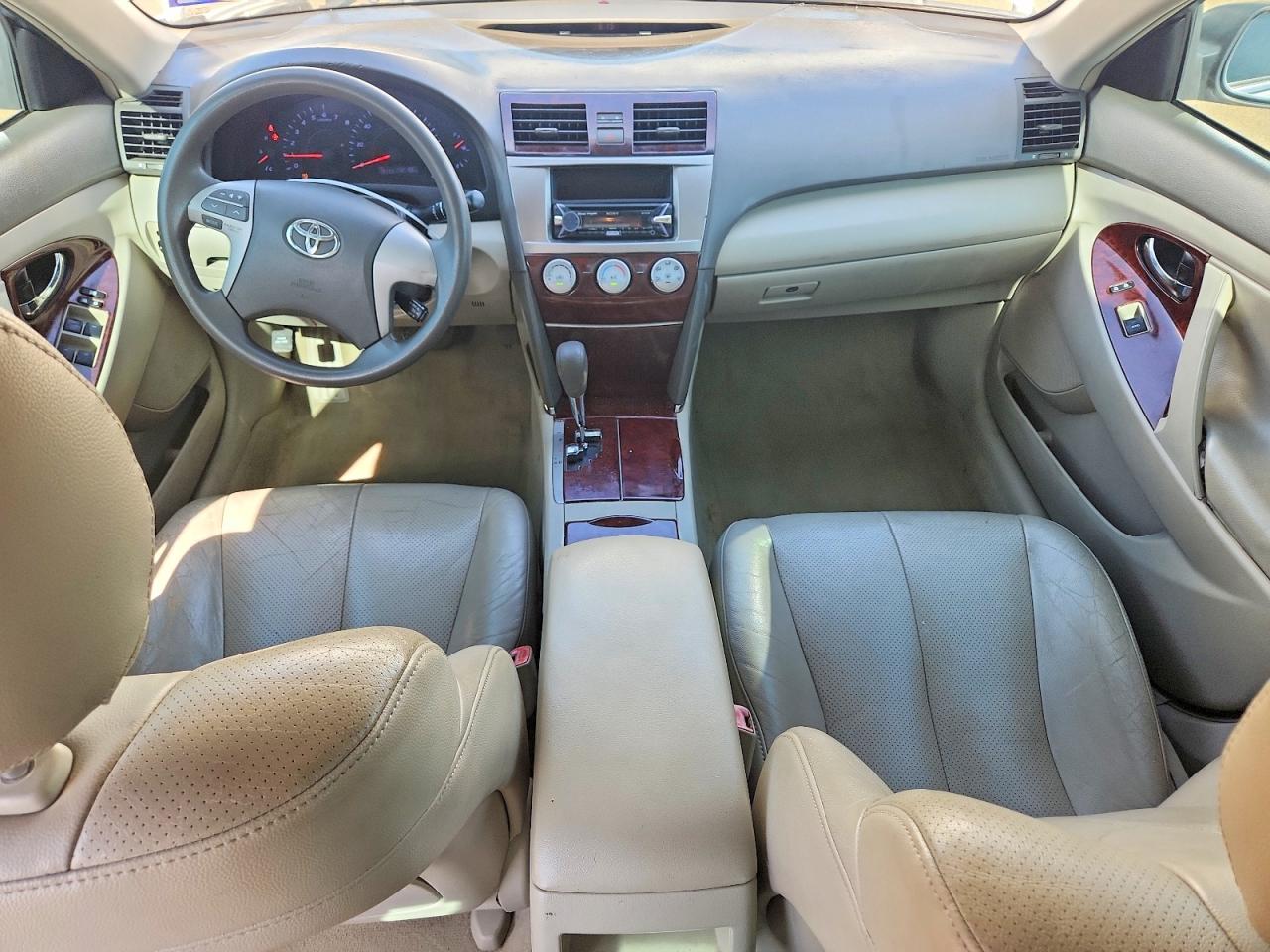 2011 Toyota Camry Le Белый vin: 4T4BF3EK9BR095805