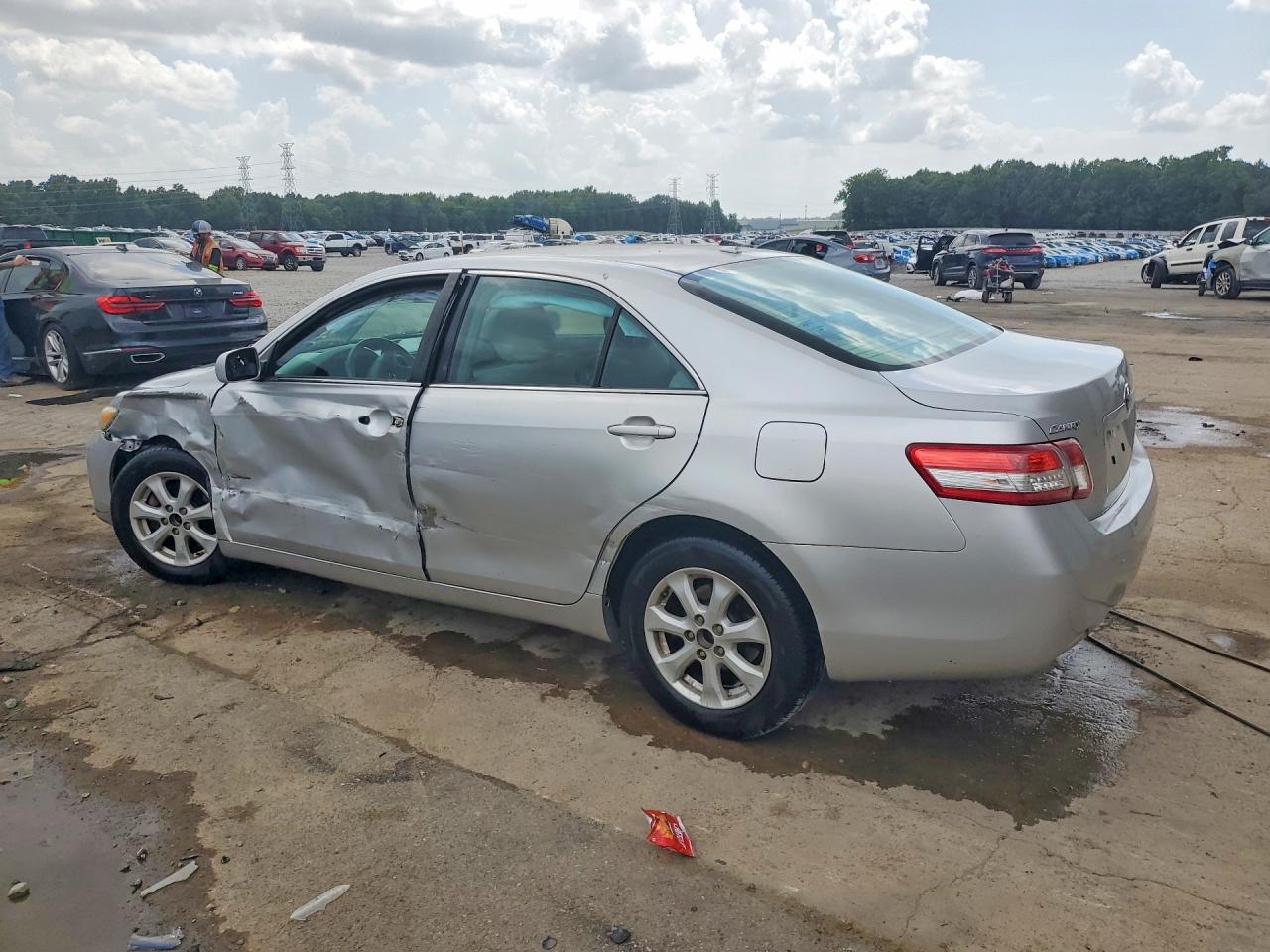 2011 Toyota Camry Le Серебряный vin: 4T4BF3EK9BR099689
