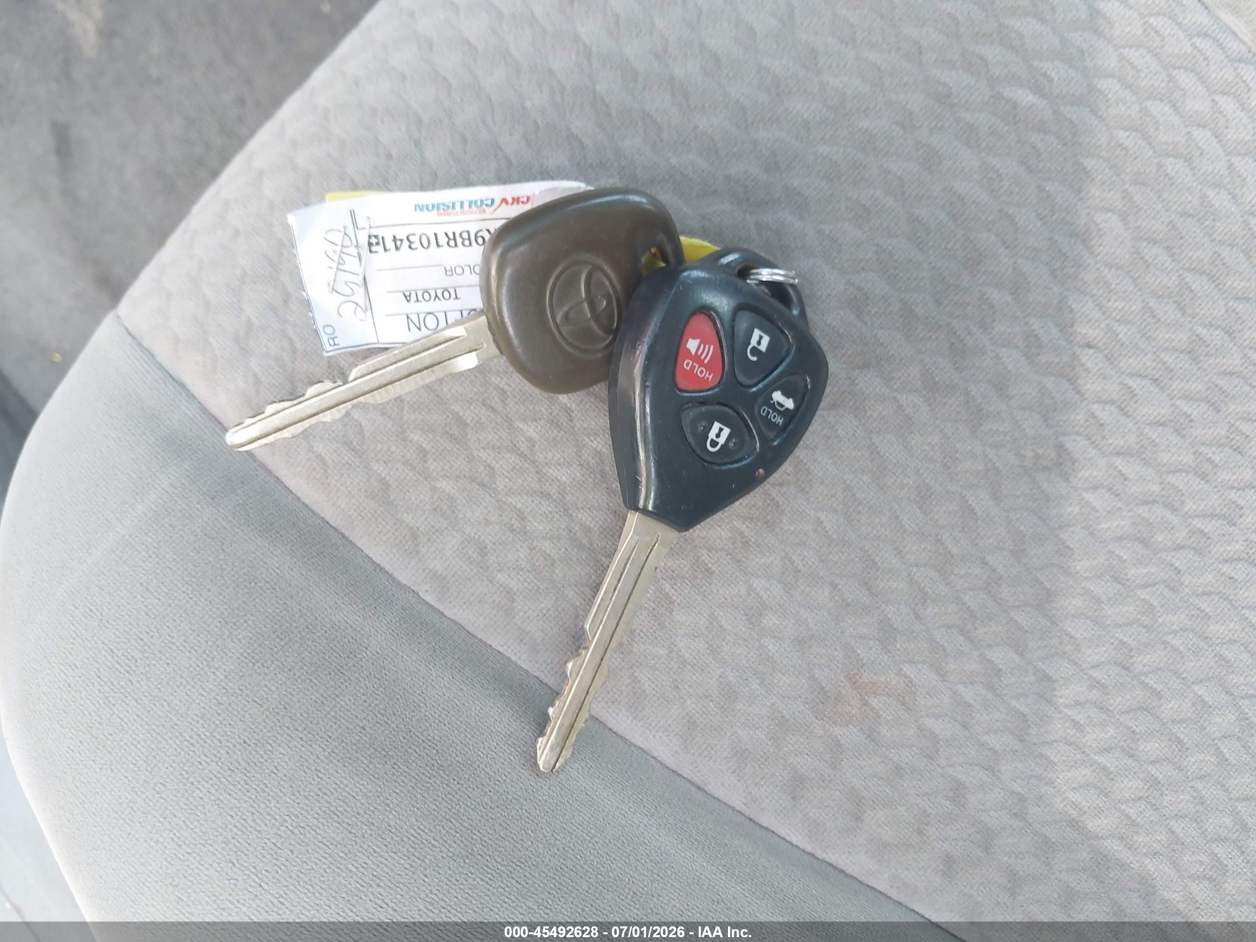2011 Toyota Camry Le Gray vin: 4T4BF3EK9BR103417