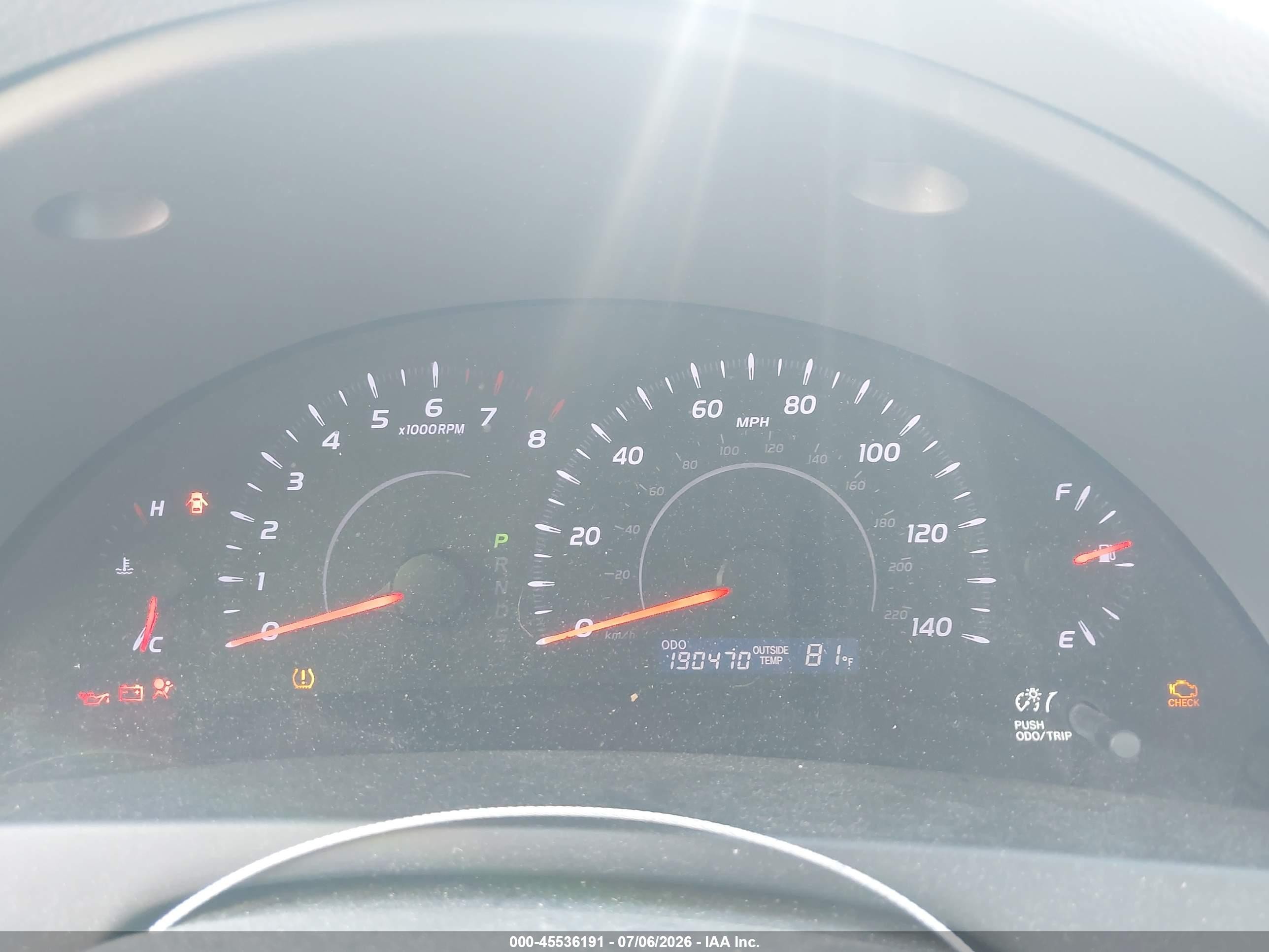 2011 Toyota Camry Le Серебряный vin: 4T4BF3EK9BR108178