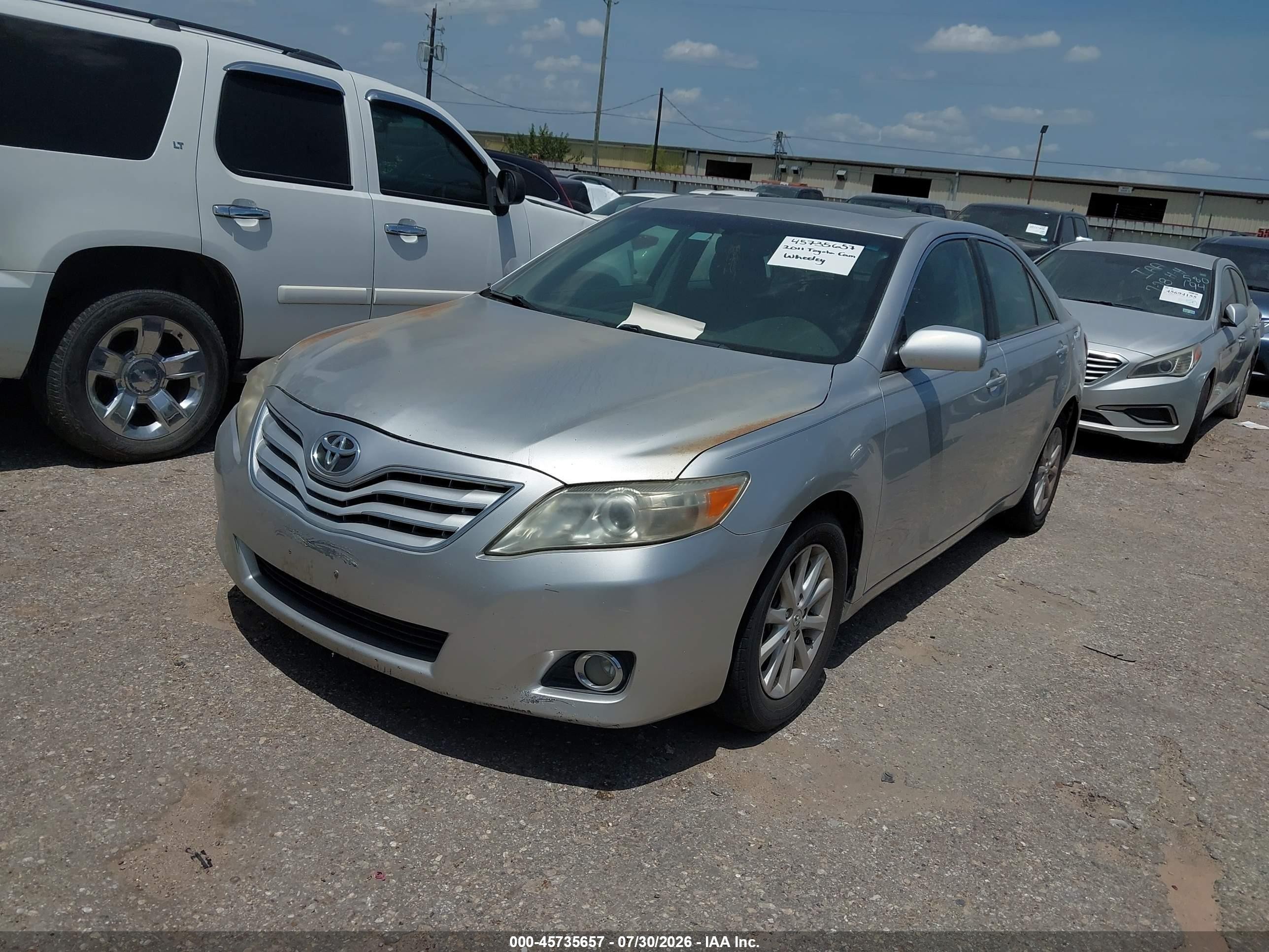 2011 Toyota Camry Xle Silver vin: 4T4BF3EK9BR108570