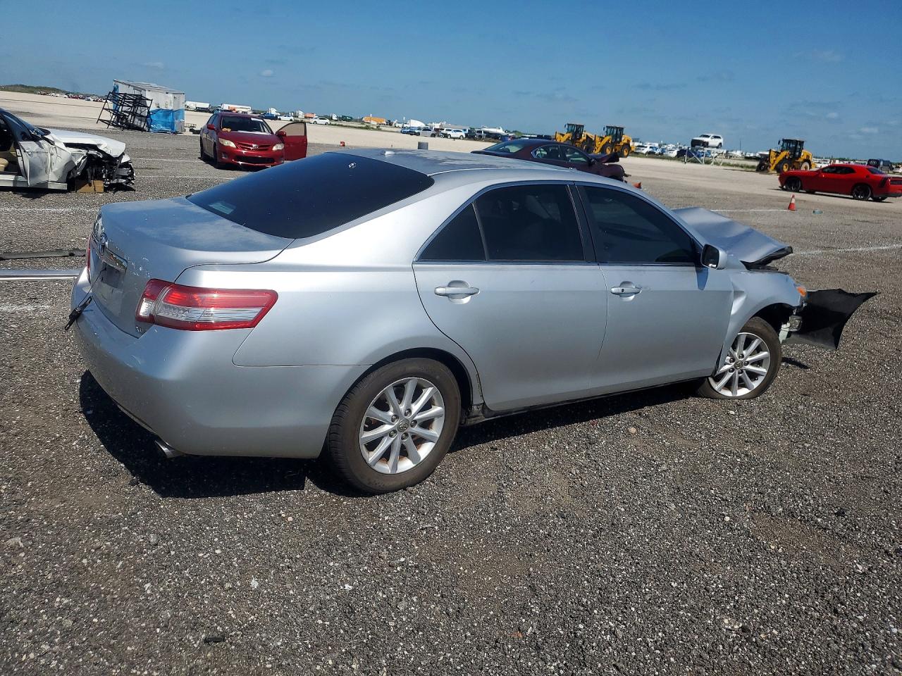 2011 Toyota Camry Xle Серебряный vin: 4T4BF3EK9BR140953