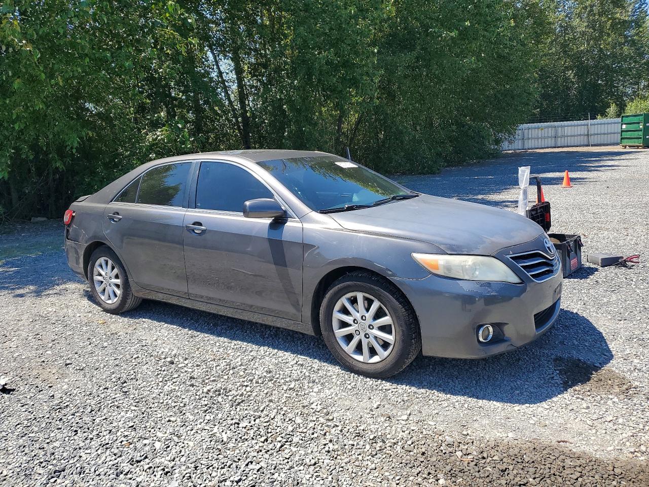 2011 Toyota Camry Xle Charcoal vin: 4T4BF3EK9BR144243