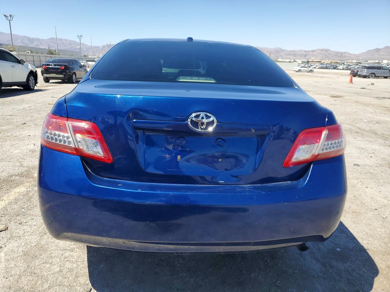 2011 Toyota Camry Base Синий vin: 4T4BF3EK9BR147871