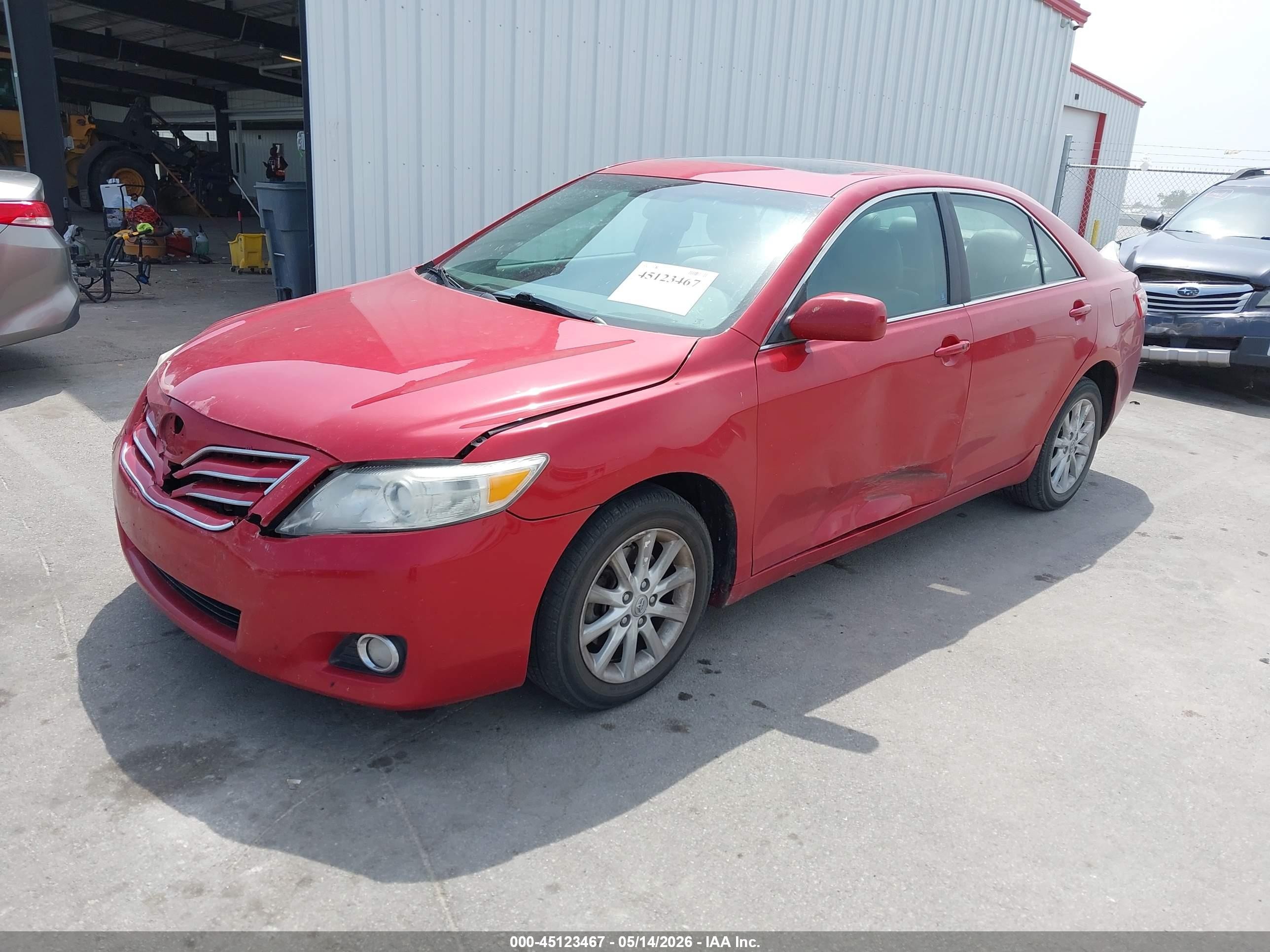 2011 Toyota Camry Xle Красный vin: 4T4BF3EK9BR156926