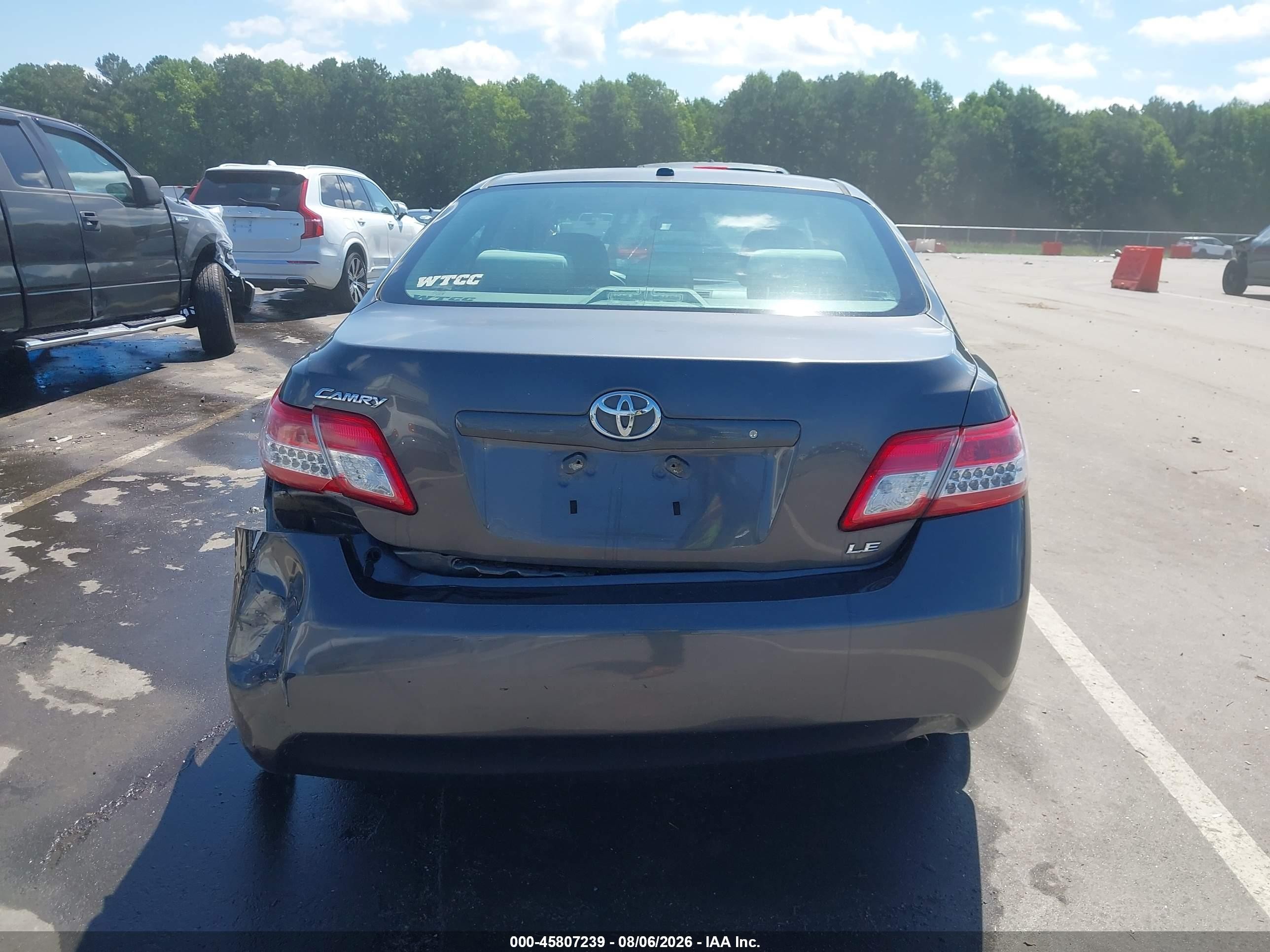 2011 Toyota Camry Le Gray vin: 4T4BF3EK9BR186525
