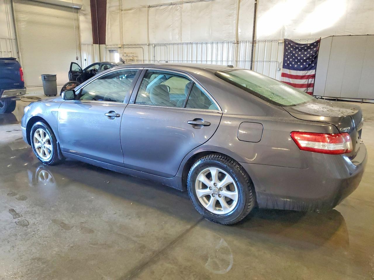 2011 Toyota Camry Le Gray vin: 4T4BF3EK9BR201461