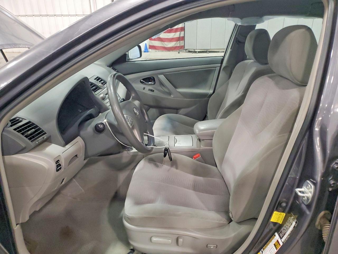 2011 Toyota Camry Le Gray vin: 4T4BF3EK9BR201461
