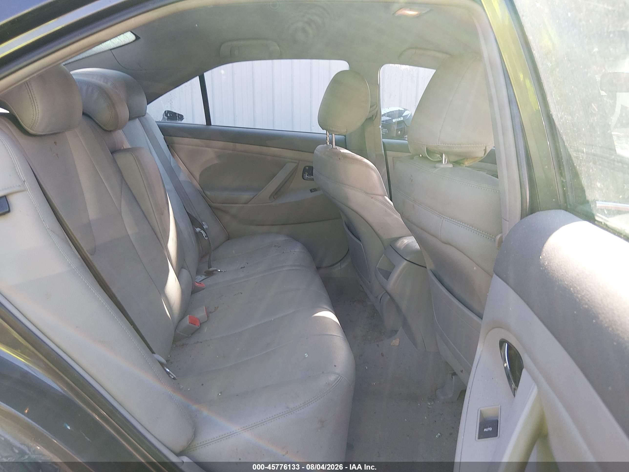 2011 Toyota Camry Le Gray vin: 4T4BF3EK9BR202366