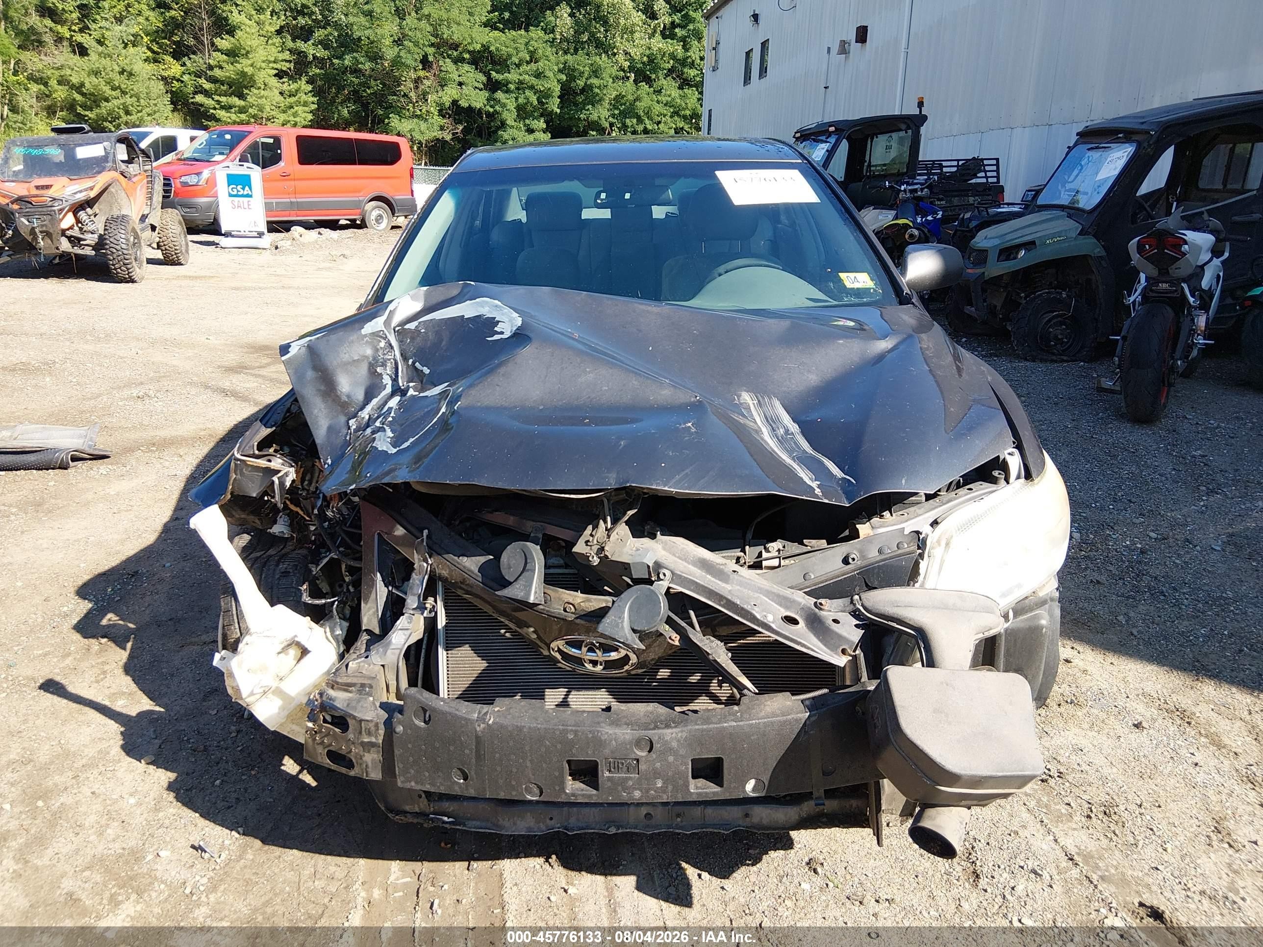 2011 Toyota Camry Le Gray vin: 4T4BF3EK9BR202366