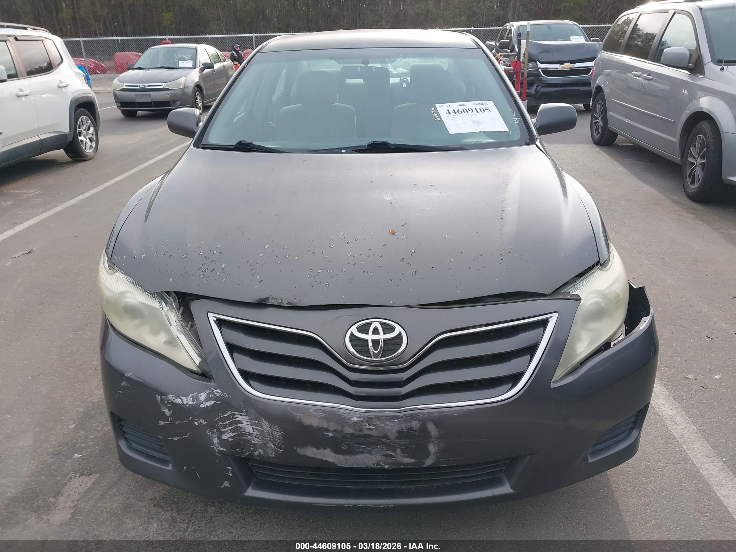 2011 Toyota Camry Le Gray vin: 4T4BF3EK9BR210970