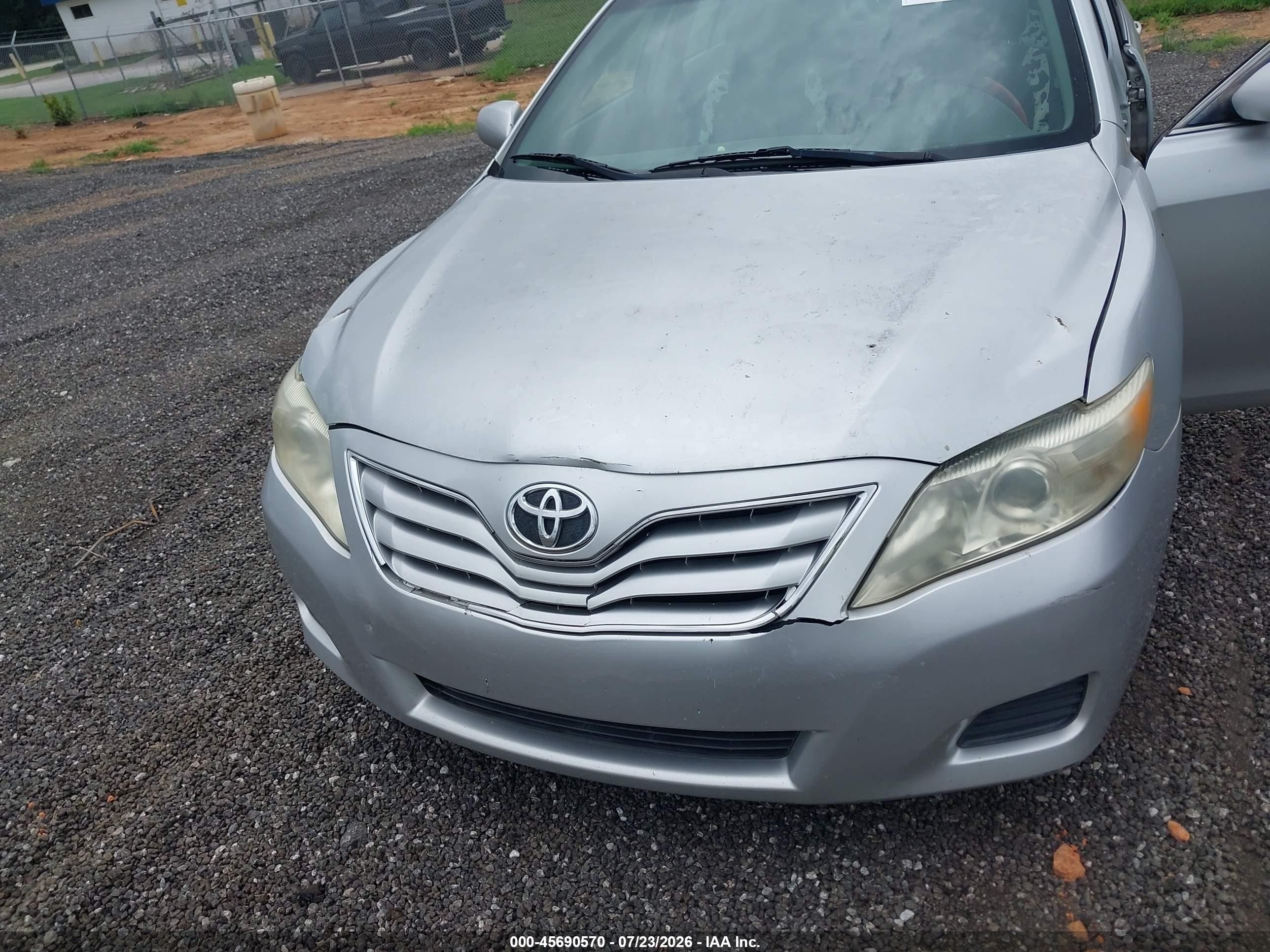 2011 Toyota Camry Le Silver vin: 4T4BF3EK9BR213948