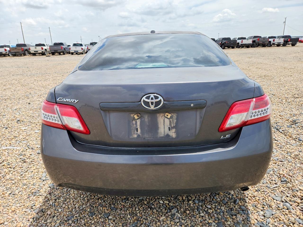 2011 Toyota Camry Le Silver vin: 4T4BF3EK9BR214582