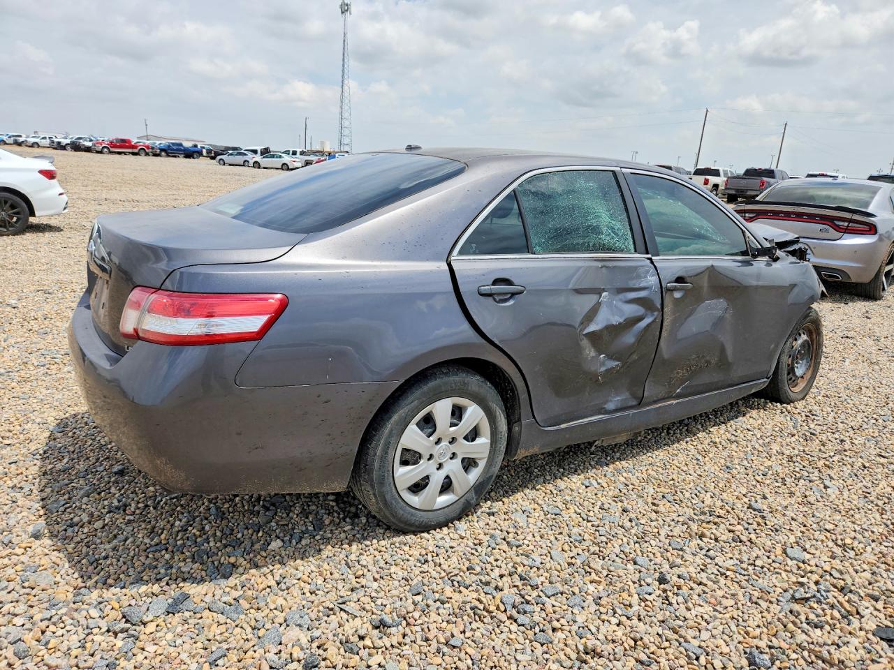 2011 Toyota Camry Le Silver vin: 4T4BF3EK9BR214582